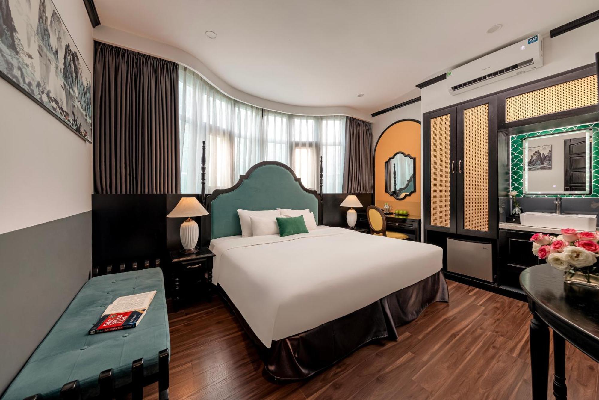 Hotel Elpis & 4*