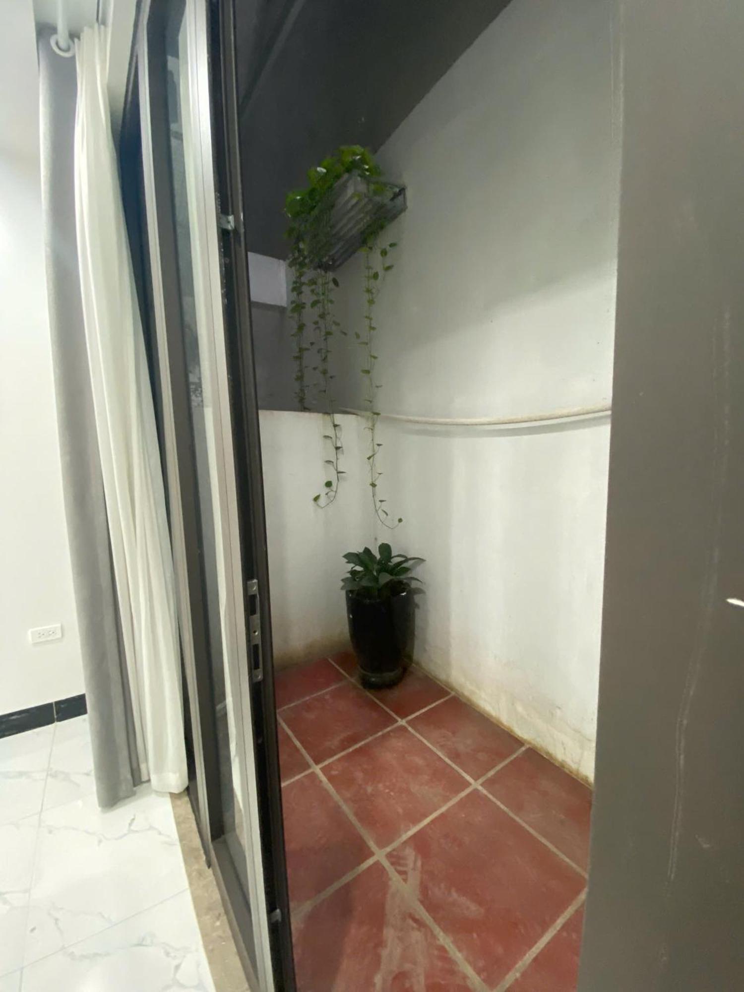 Lily - Confetti Nguyen Cong Tru Apartment Hanoi