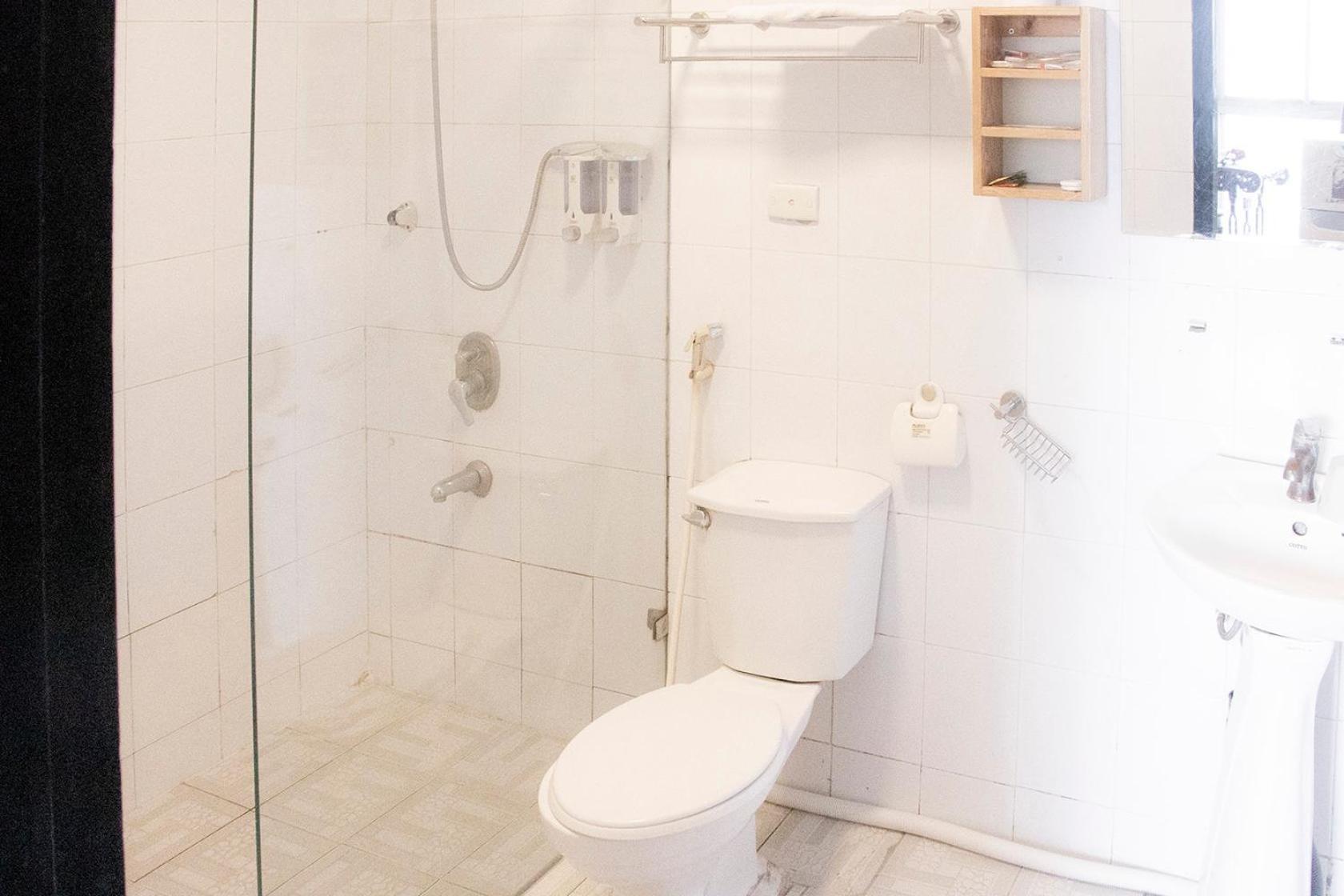 Hostel Group Nest Hanoi
