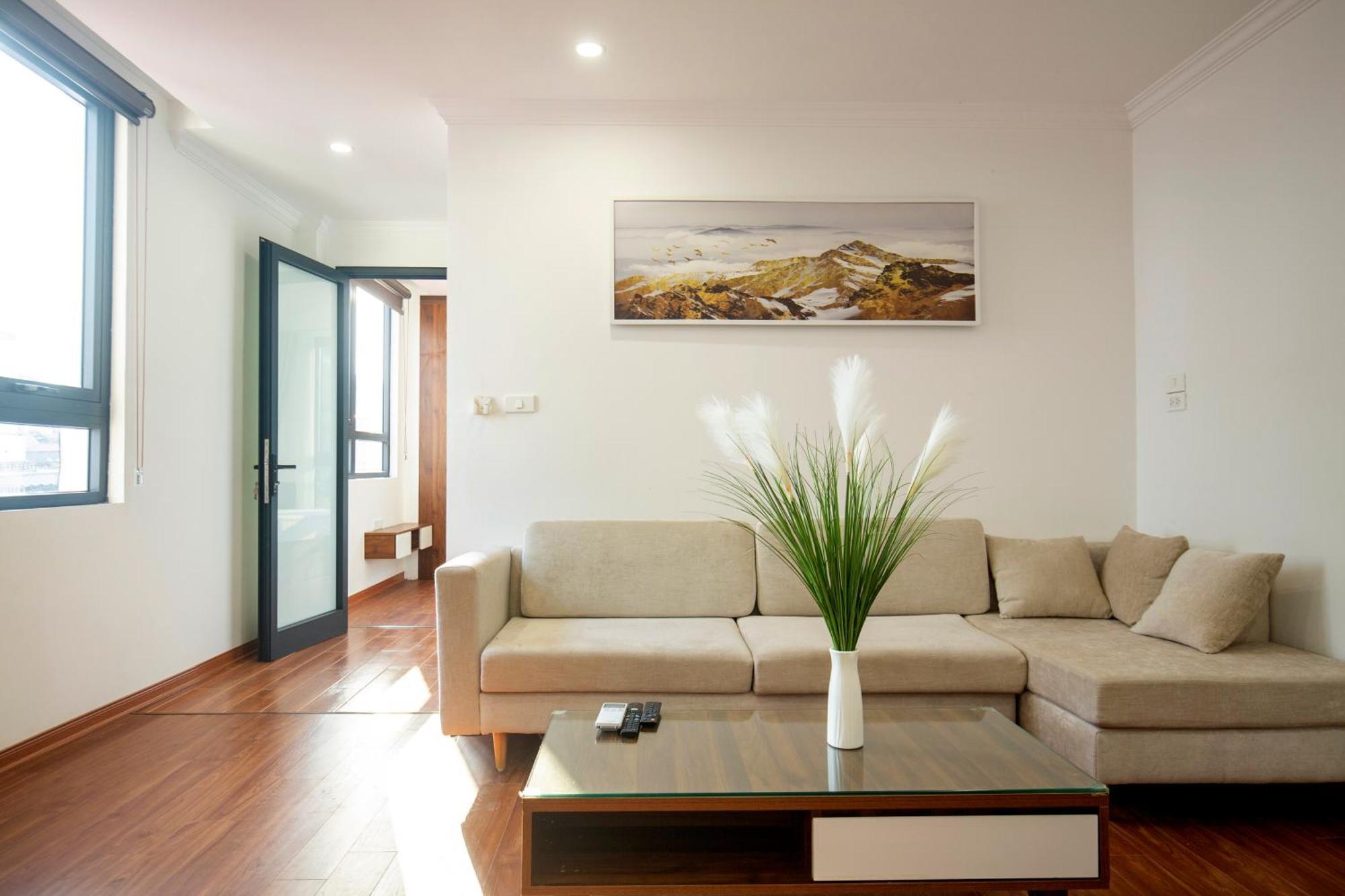 Apartment Sumitomo19 Serviced At Linh Lang *