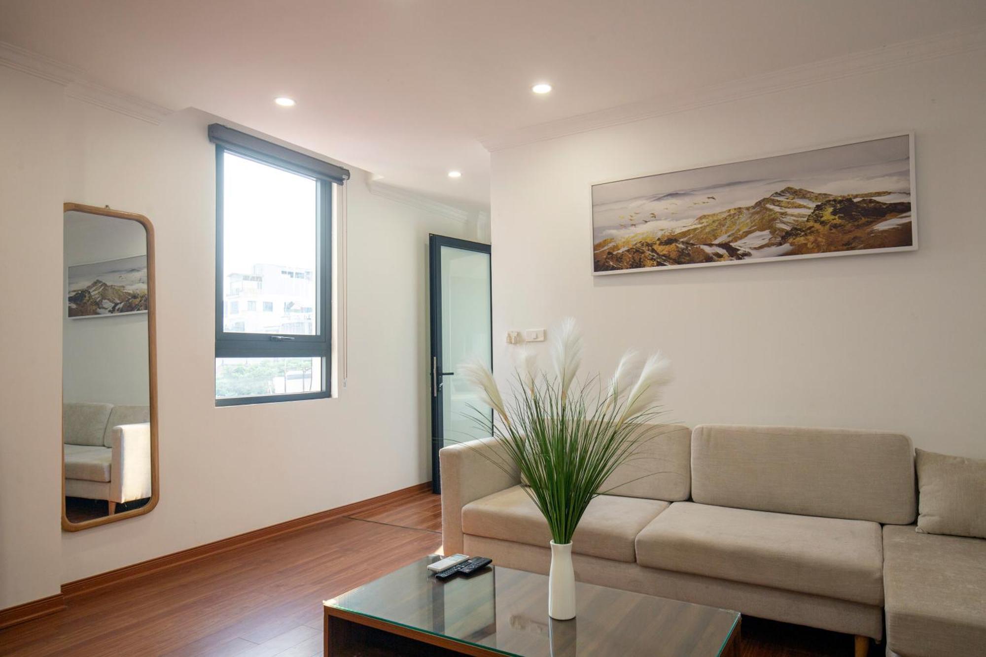 Sumitomo19 Serviced At Linh Lang Apartment Hanoi