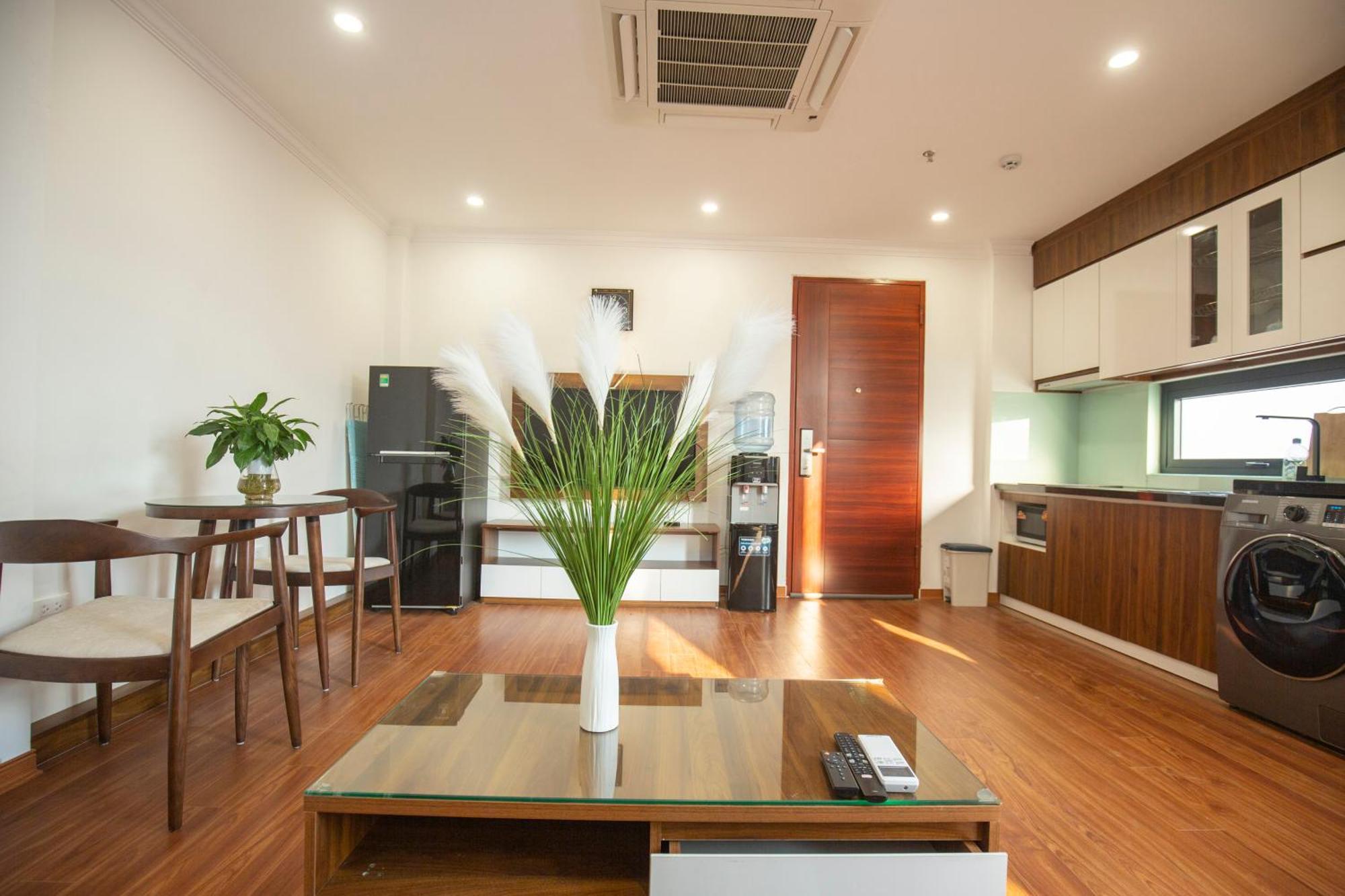 Sumitomo19 Serviced At Linh Lang * Hanoi