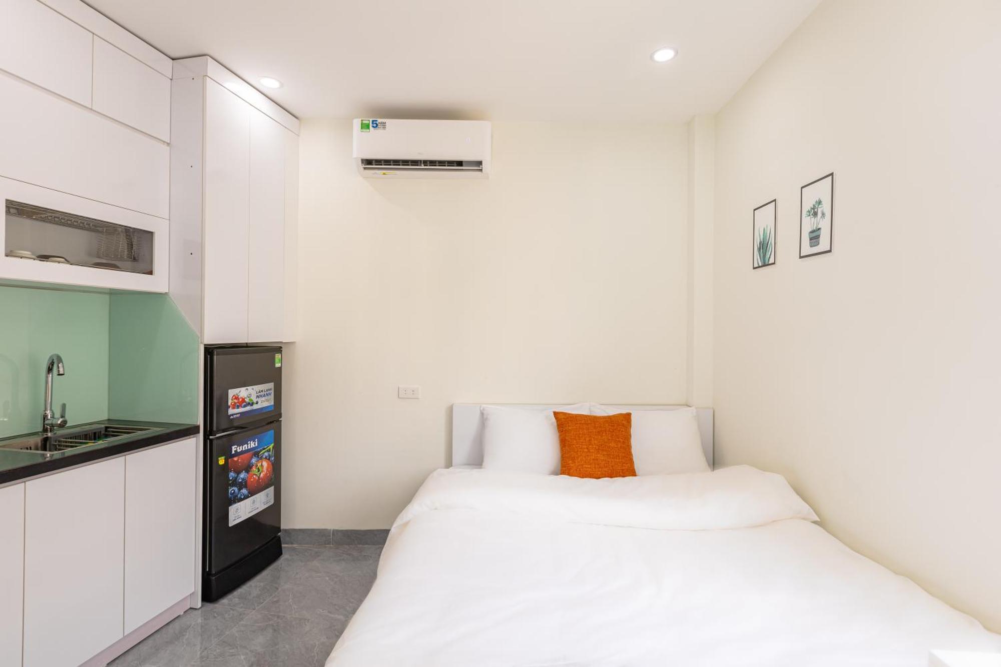 Hera Palace & Ba Dinh Aparthotel