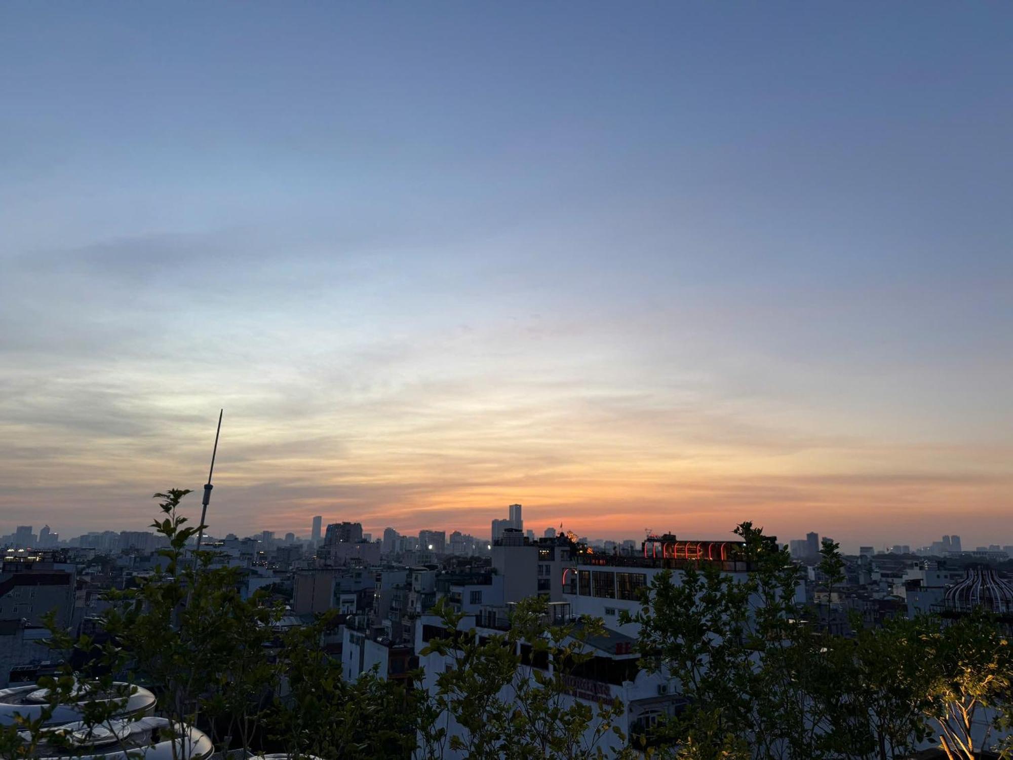 Golden Lotus Luxury 4* Hanoi