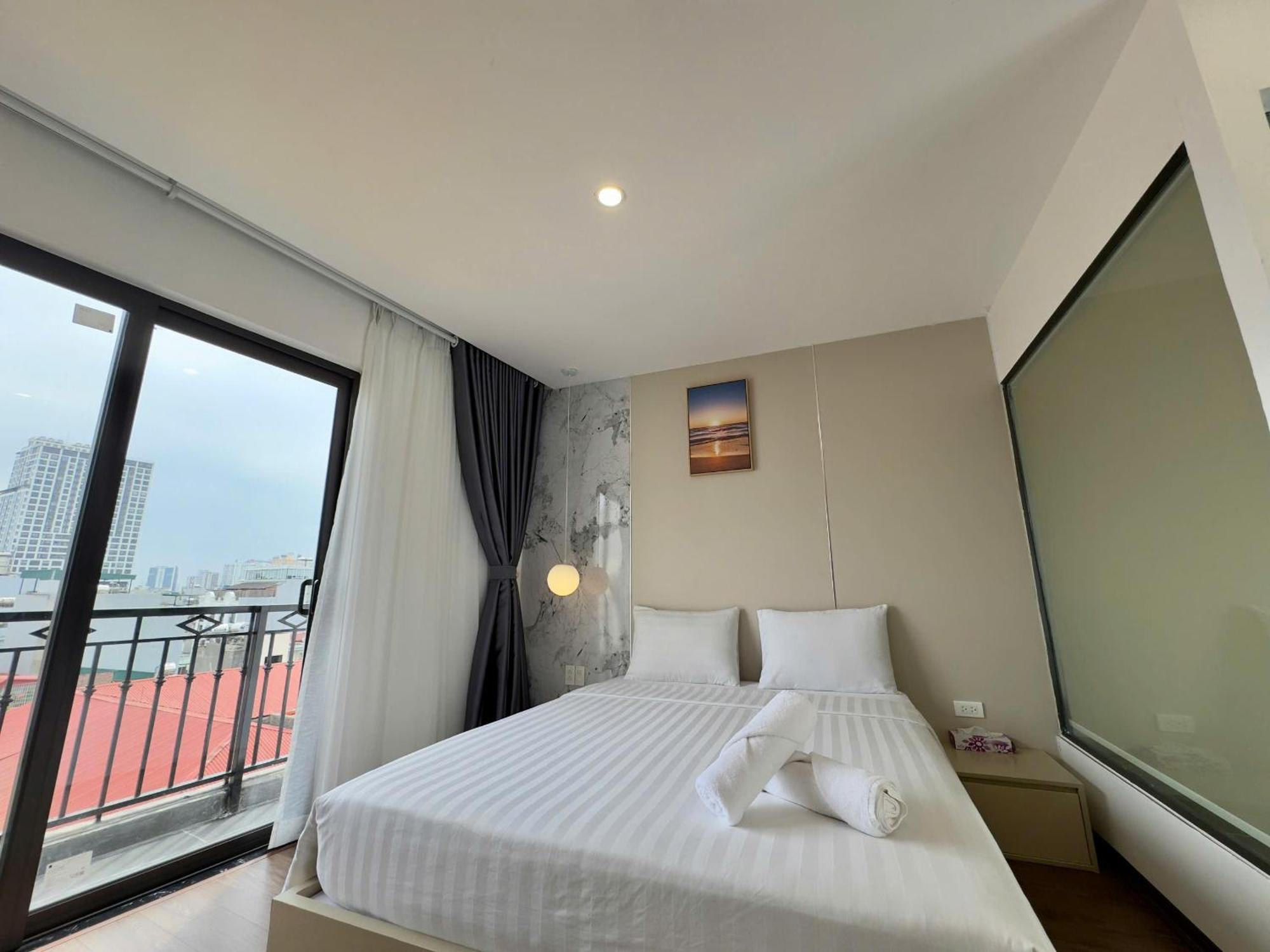 22housing 20 Linh Lang * Hanoi