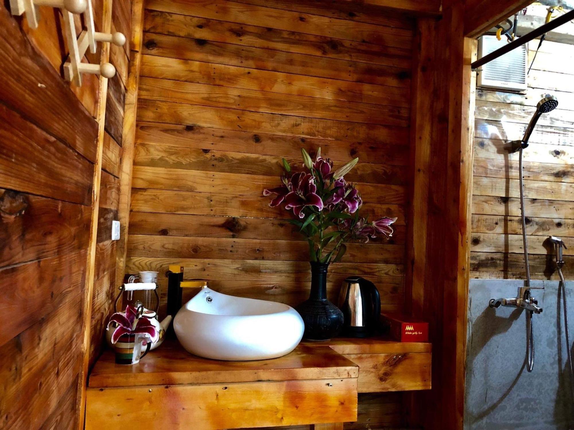 Chalet Pine Hill & *