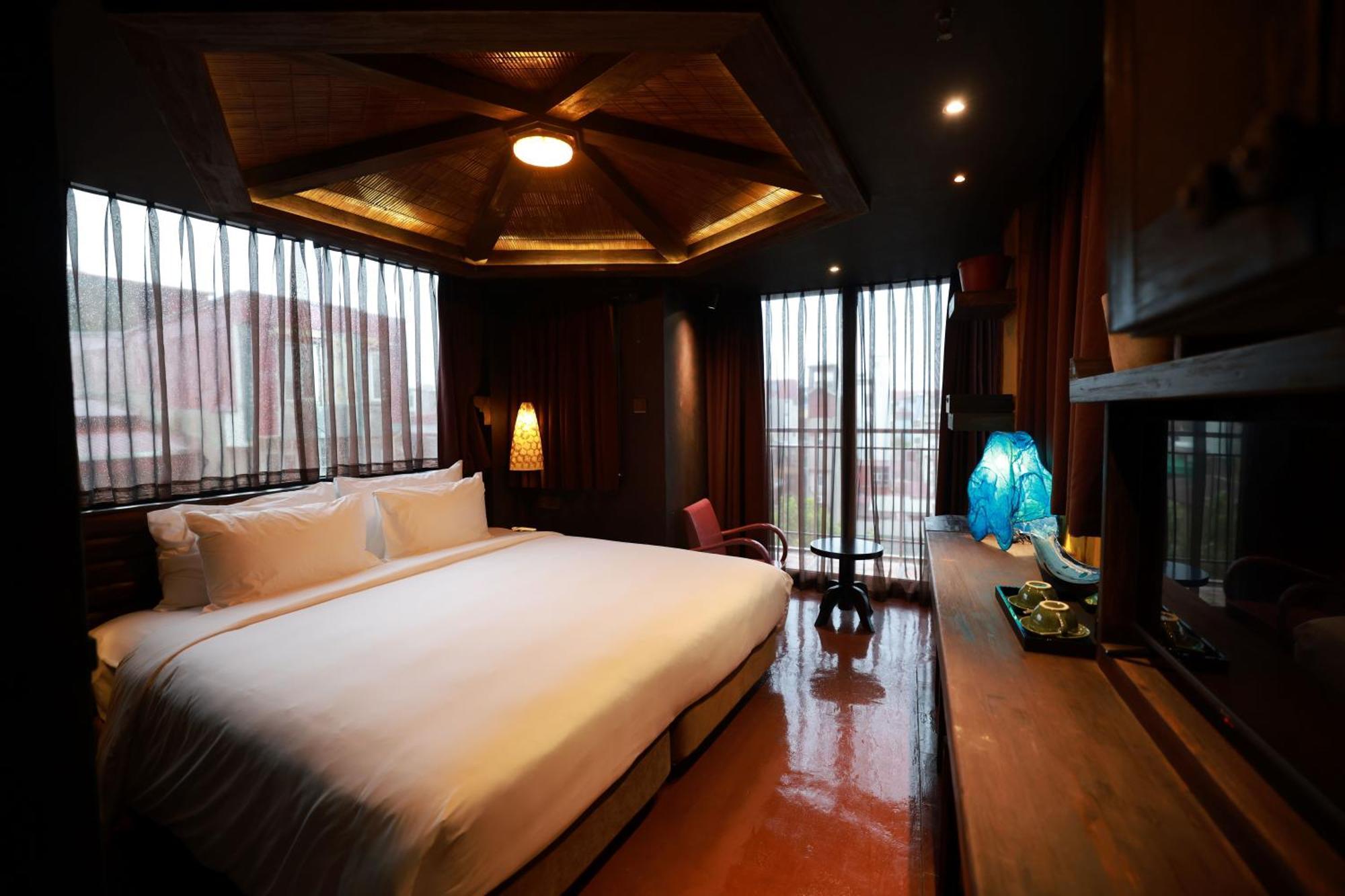 Hotel Kecho Legacy & Hanoi