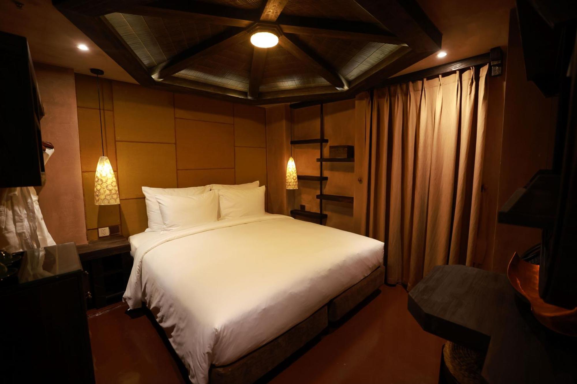Hotel Kecho Legacy &