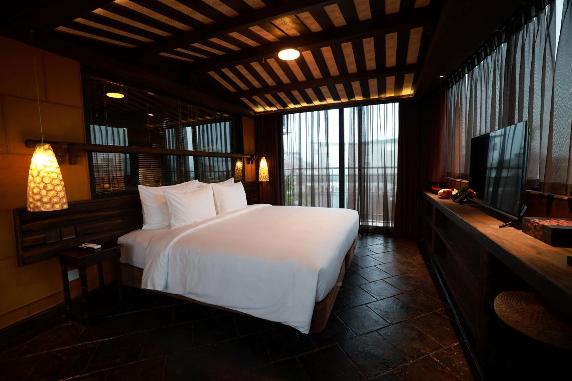 Kecho Legacy & 4* Hanoi