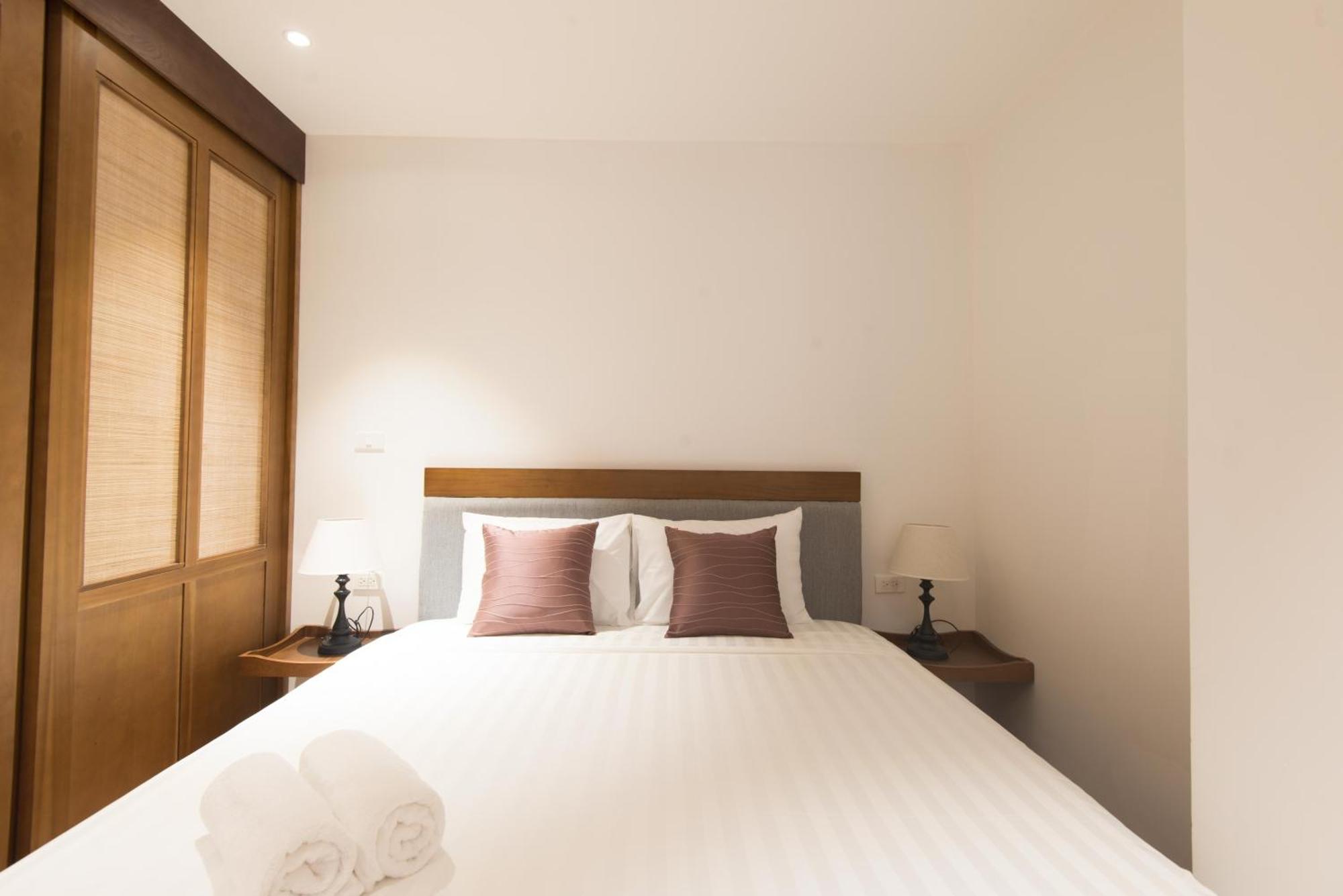 22housing & 81 Linh Lang