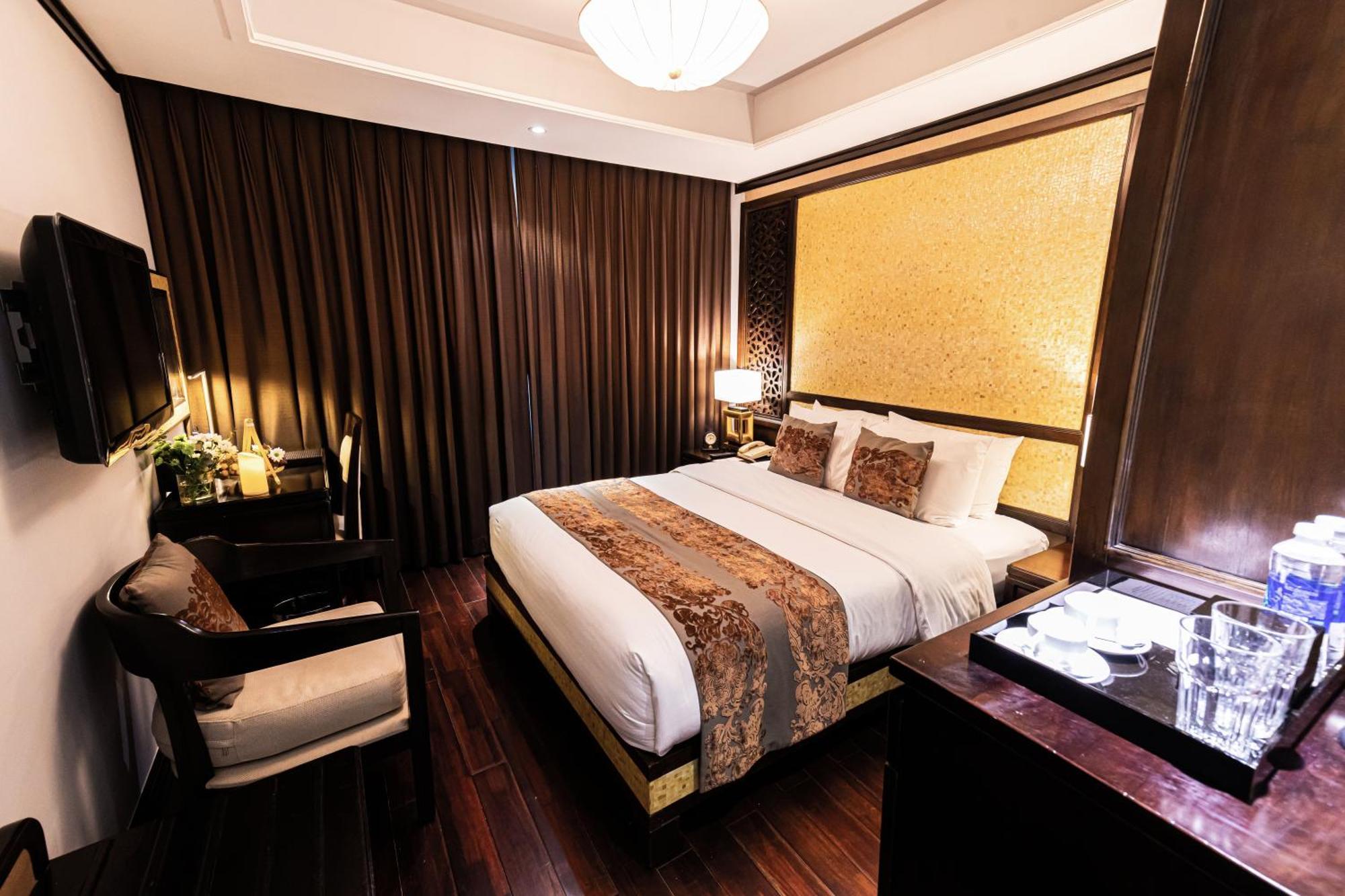 Golden Lotus Luxury 4* Hanoi