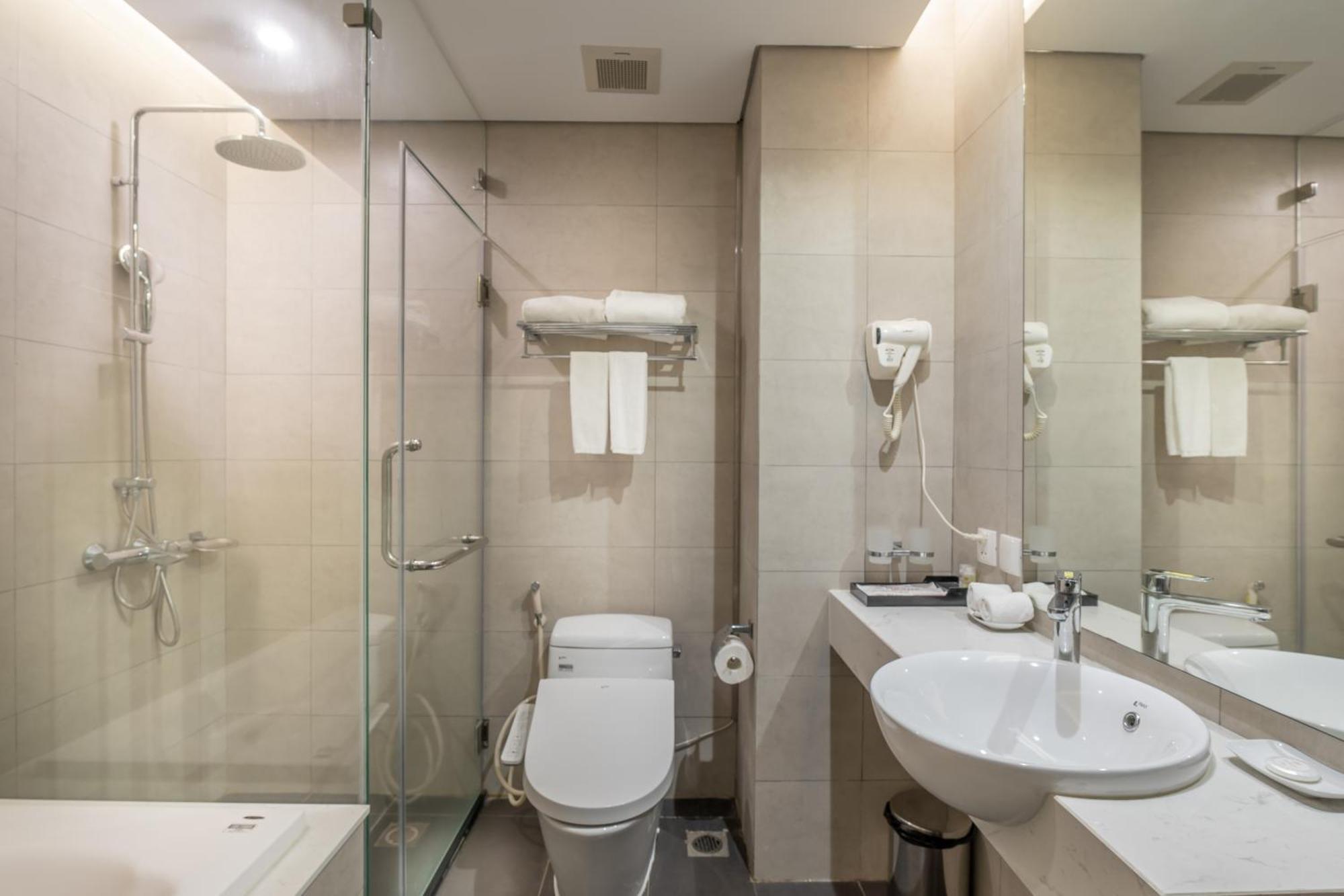 Hotel Parosand Hanoi