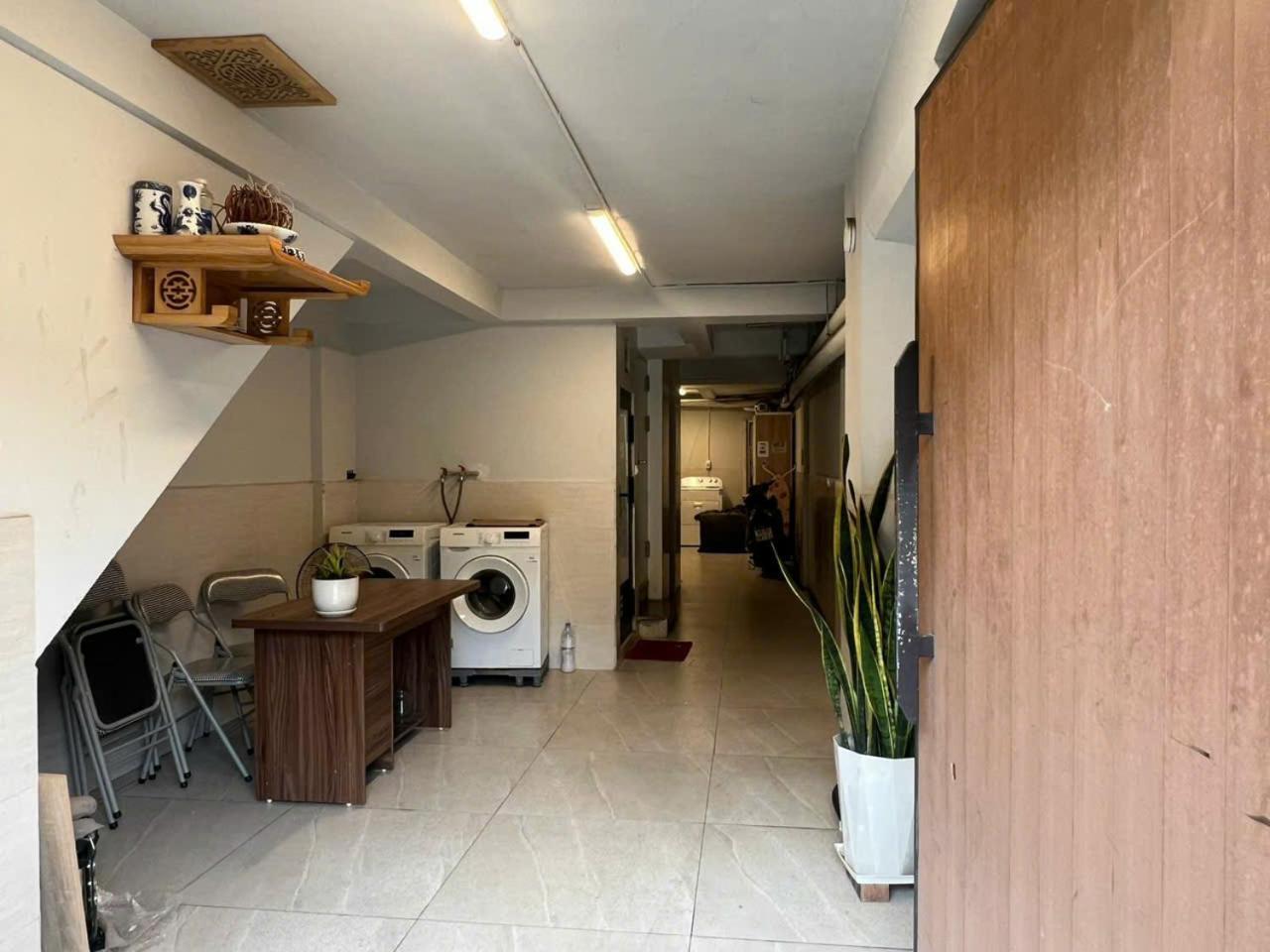 Era Dong Tac Aparthotel