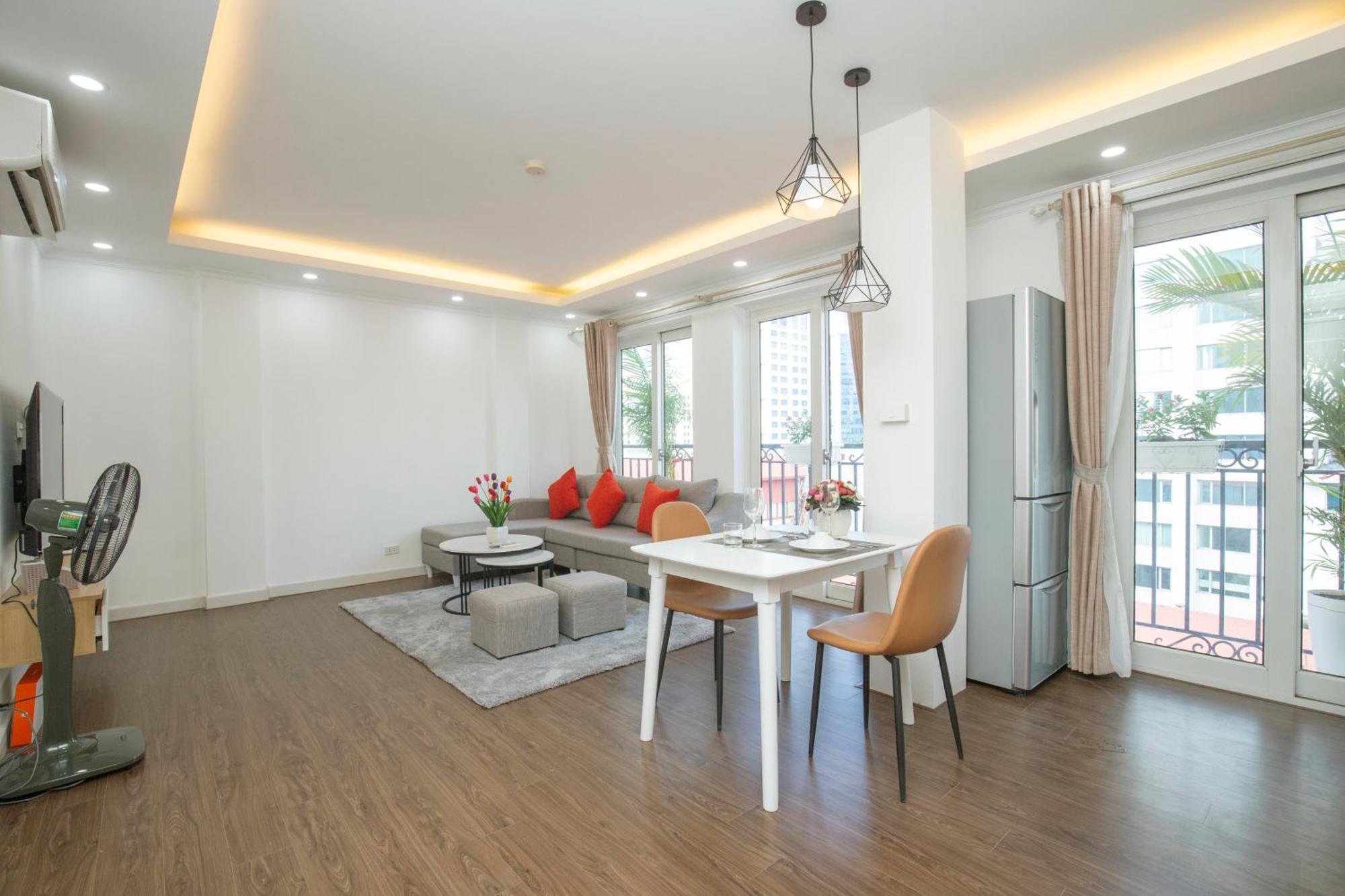 Sumitomo Tower-1 Bed & Căn hộ *