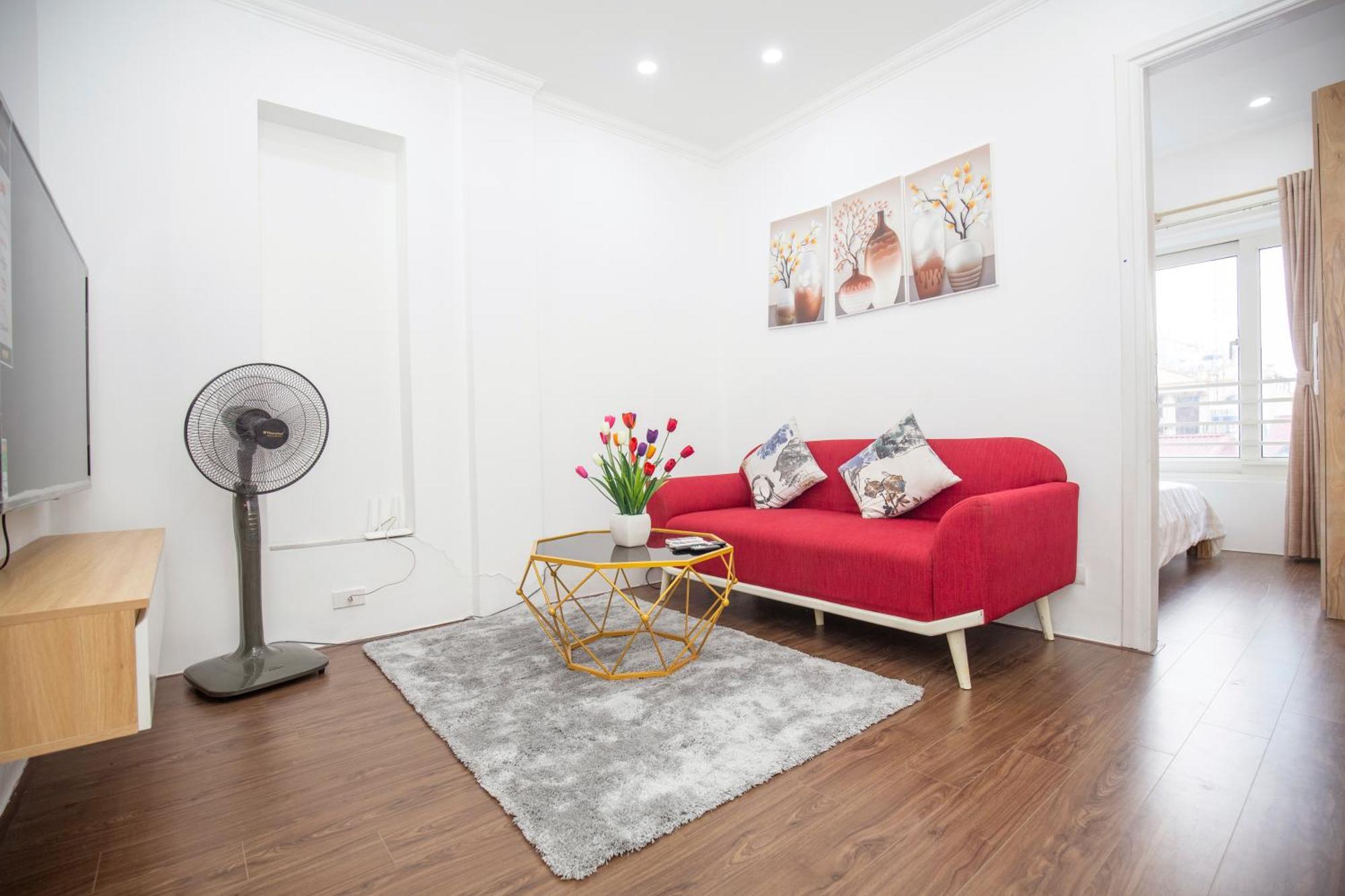 Sumitomo Tower-1 Bed & Hà Nội