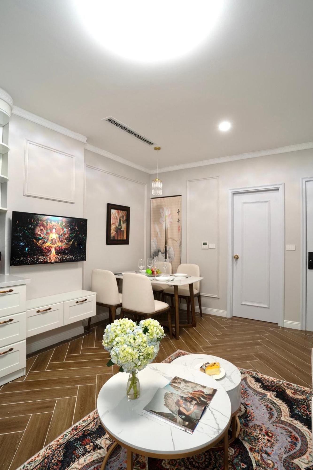 Luxe Paradise Xuan Dieu Hanoi