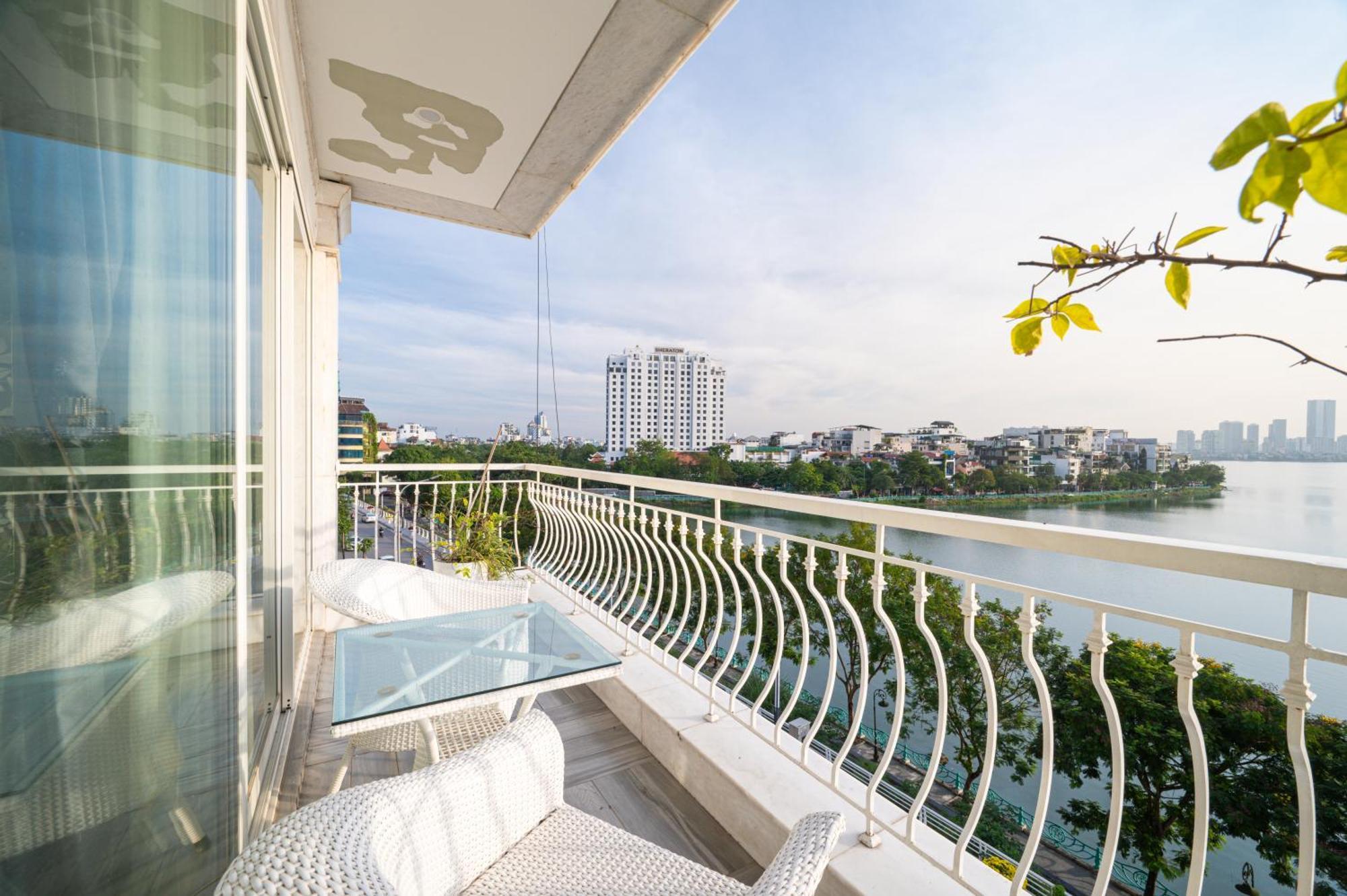 Luxe Paradise Xuan Dieu Hanoi