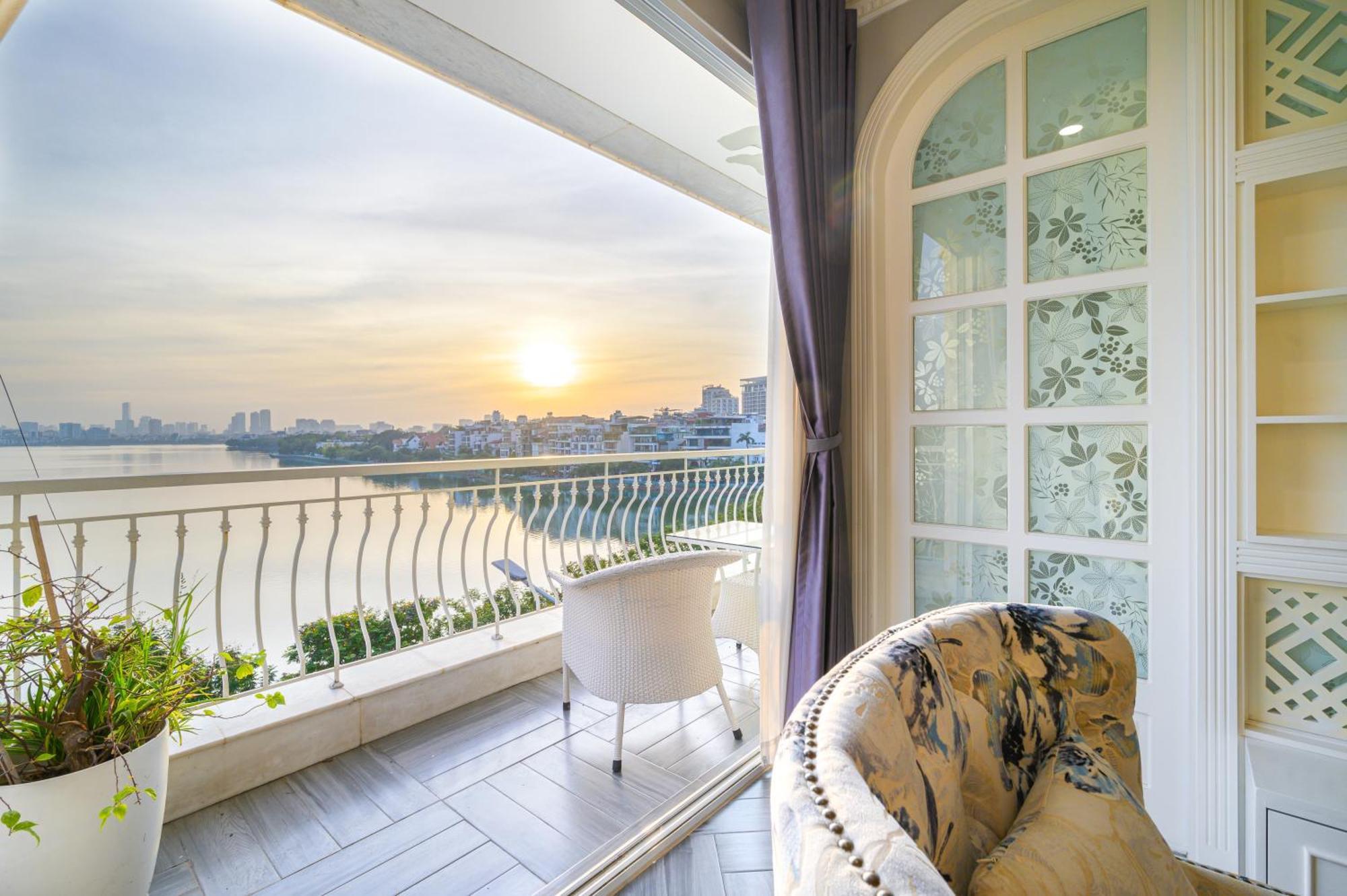 Hotel Luxe Paradise Xuan Dieu 4*