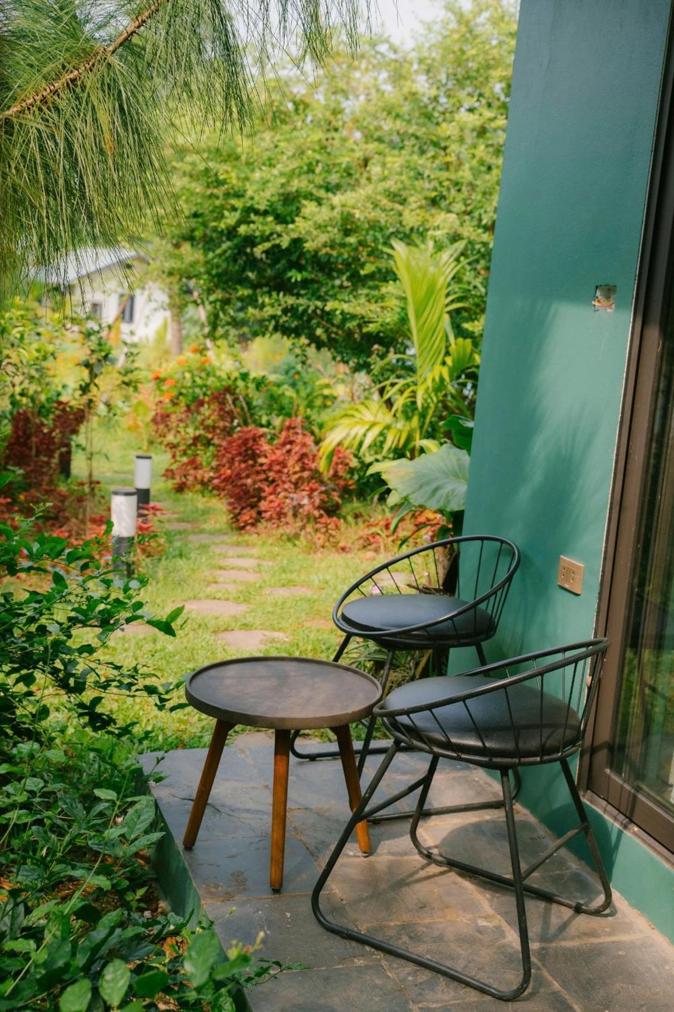 Anna Little Garden - Soc Son - Thong House Lodge