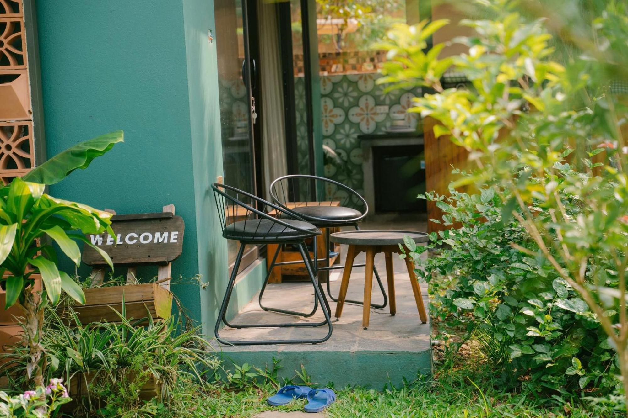 Lodge Anna Little Garden - Soc Son - Thong House *