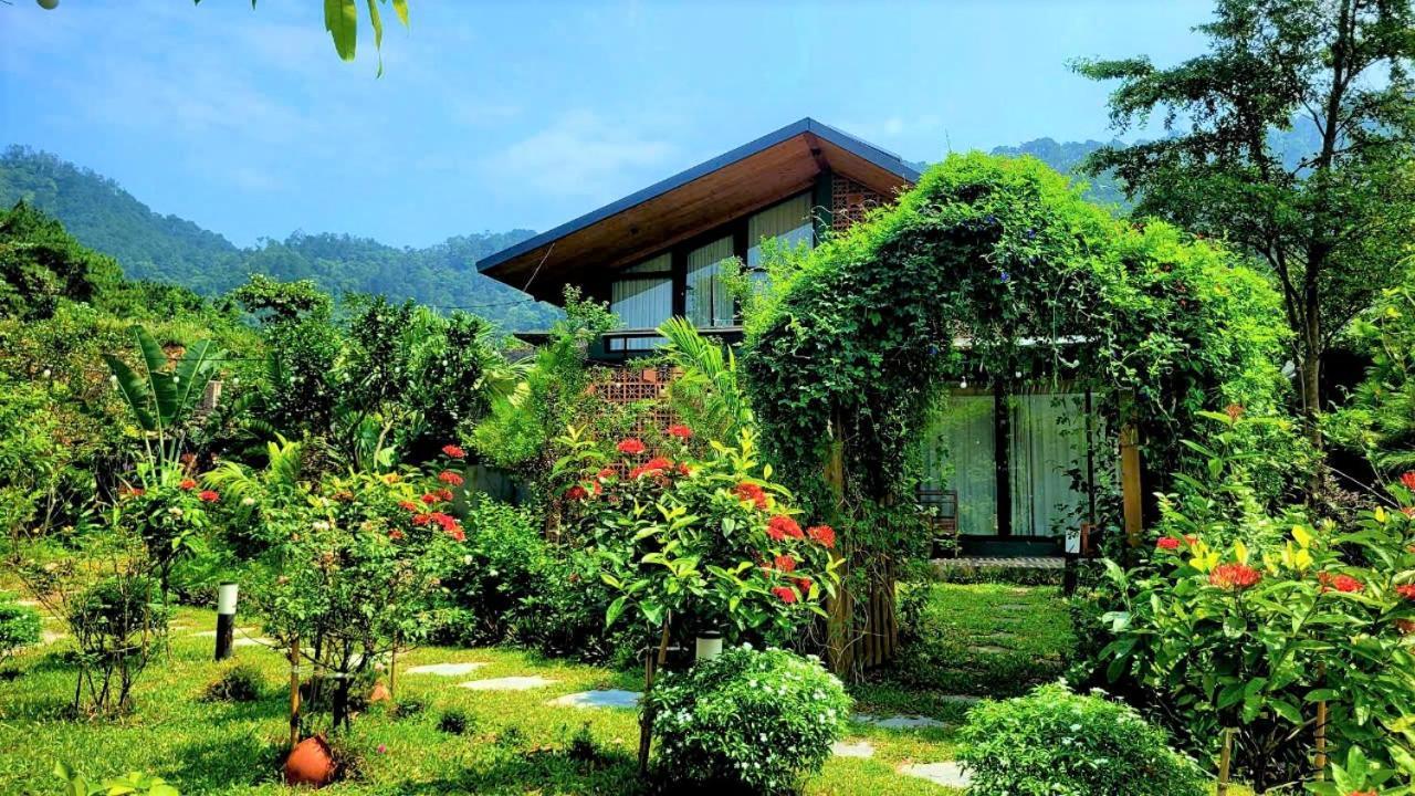 Lodge Anna Little Garden - Soc Son