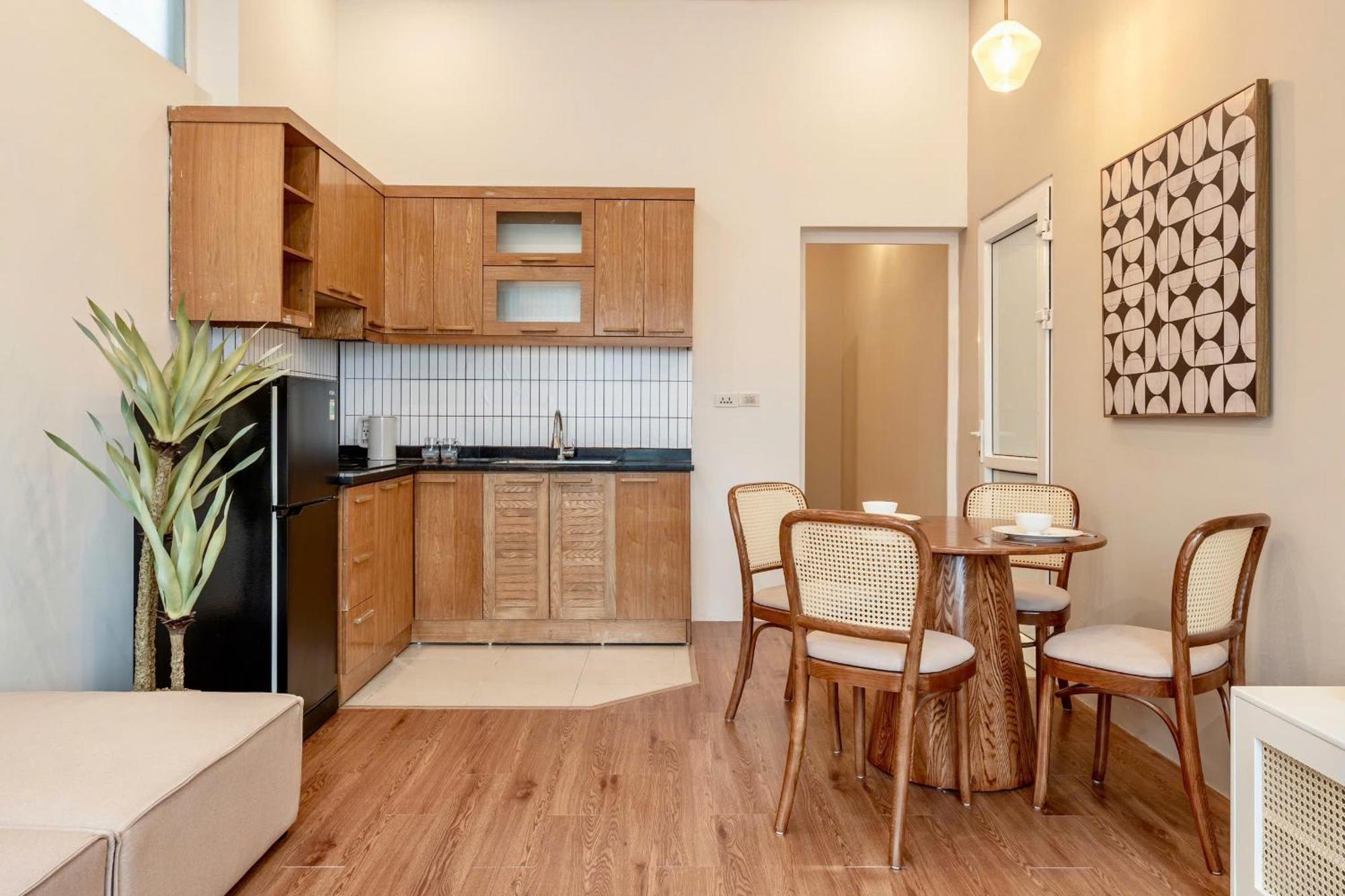 Annam Panorama Lakeview - Garden & Balcony - Westlake Apartment *