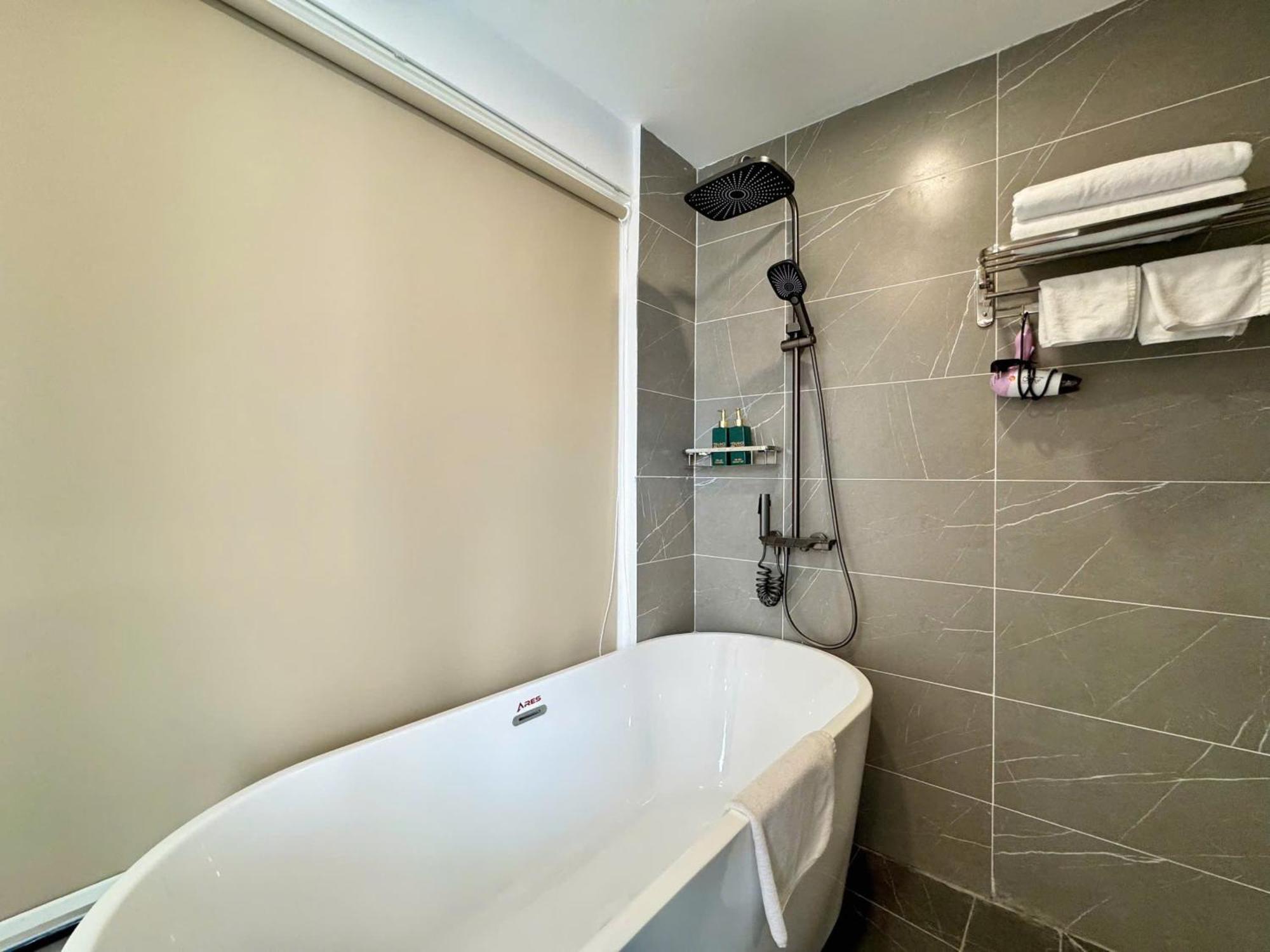 Housing22 Service 20 Linh Lang Pangsapuri *