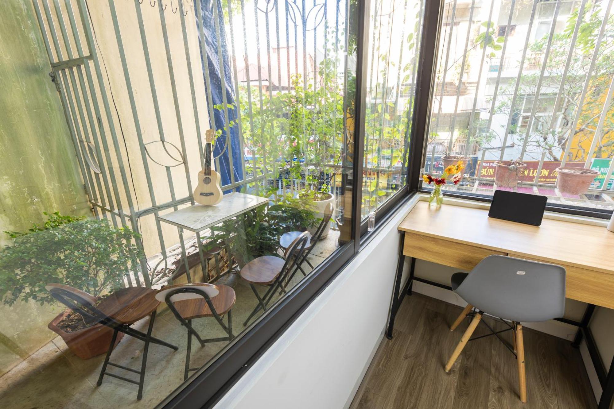 Sora 3 Bedrooms Balcony Garden Light Hanoi