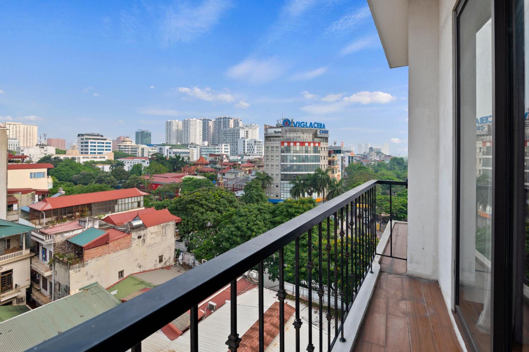 Bradi Gate - 22land - Nguyen Dinh Hoan 4* Hanoi