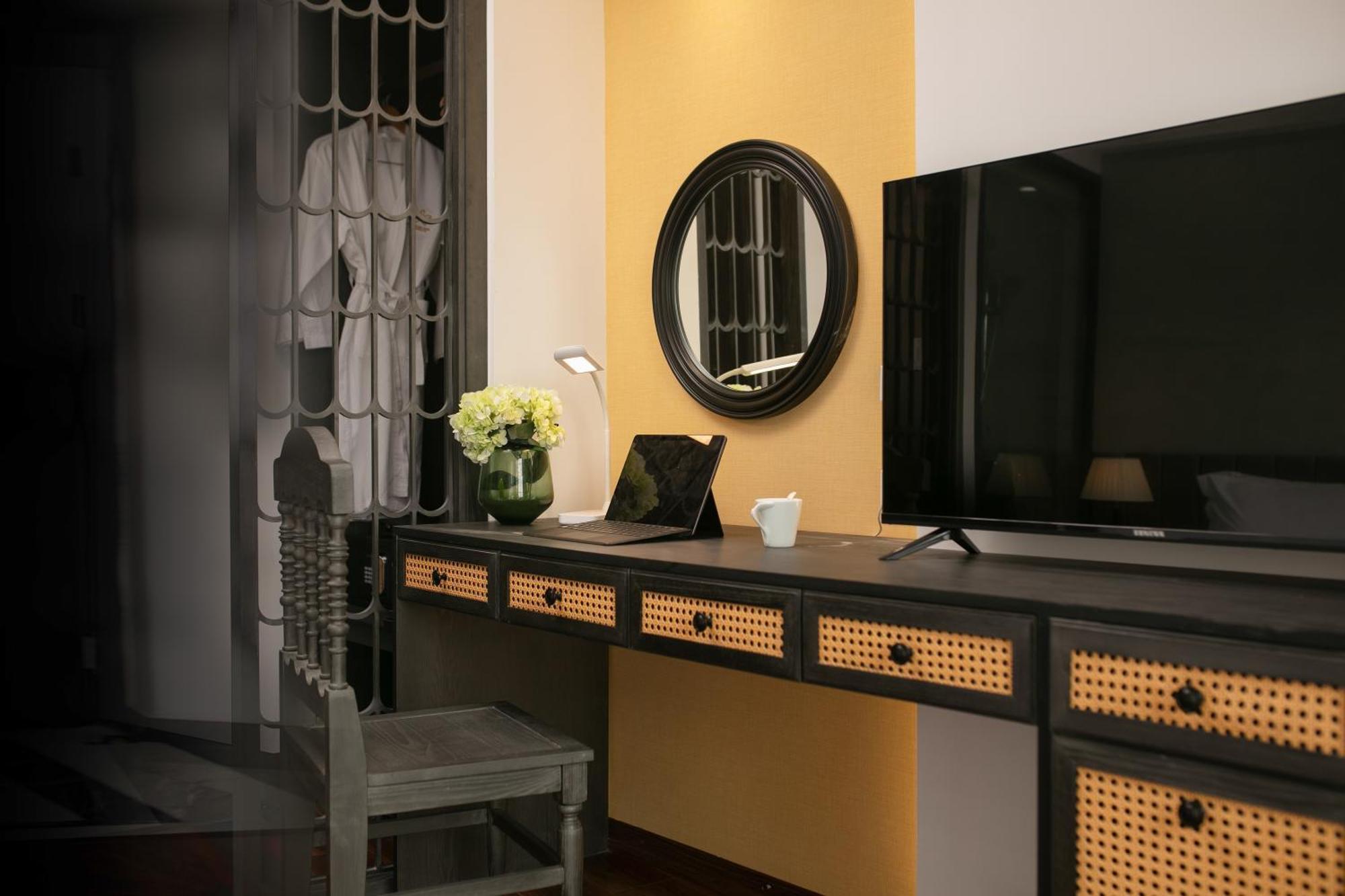 Plaza & Hotel Hanoi