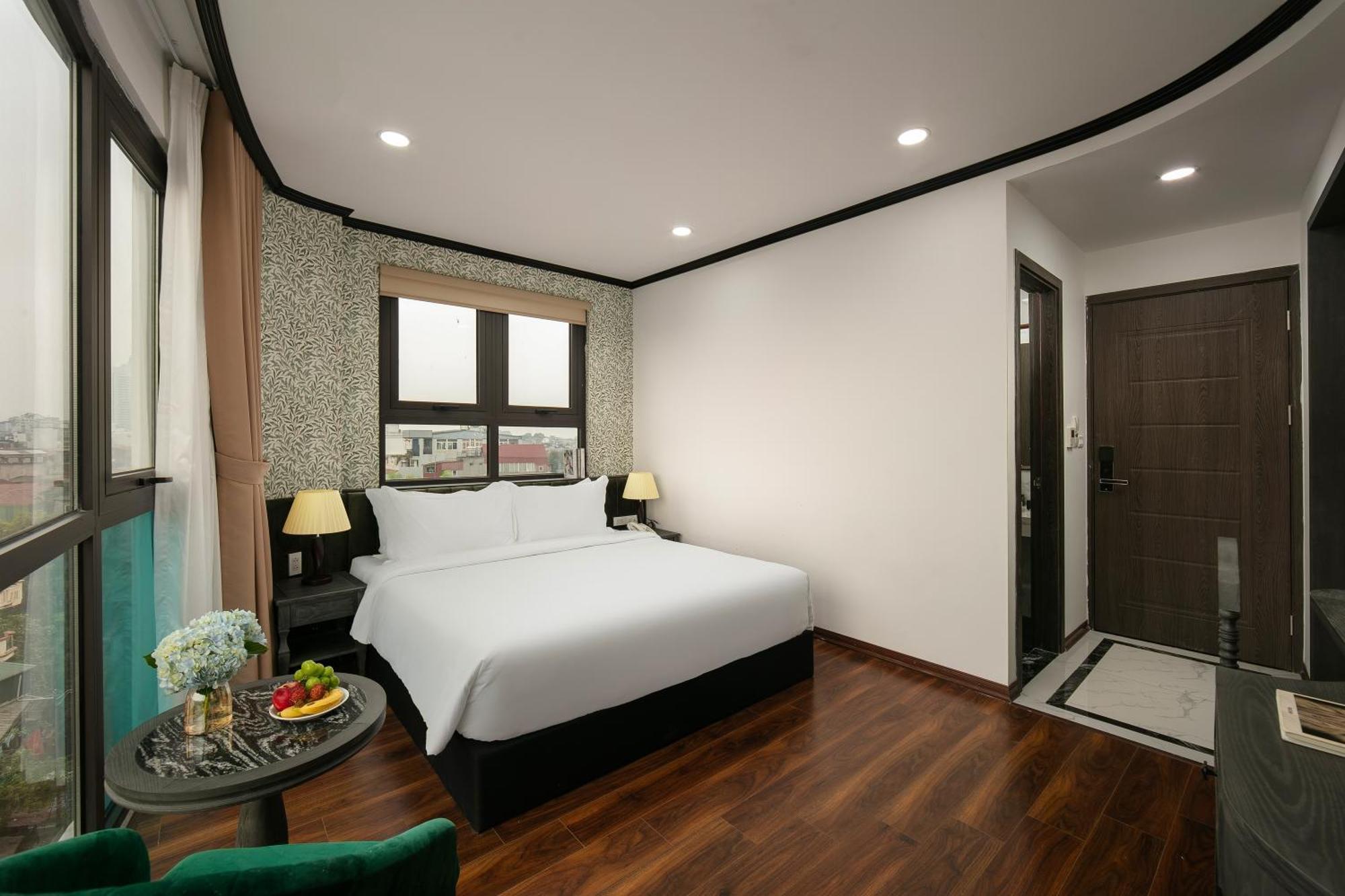 Hotel Plaza &