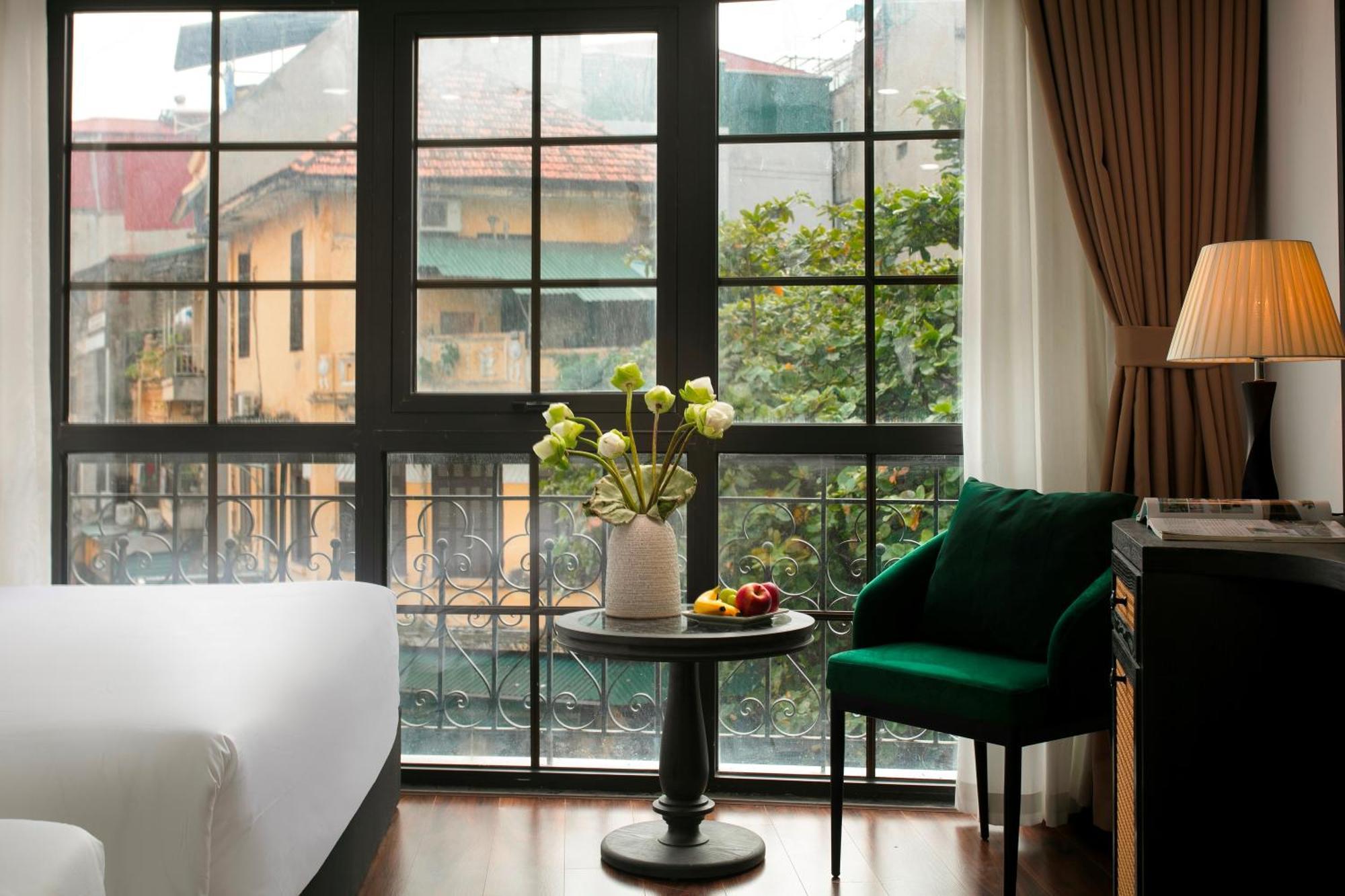 Plaza & 4* Hanoi