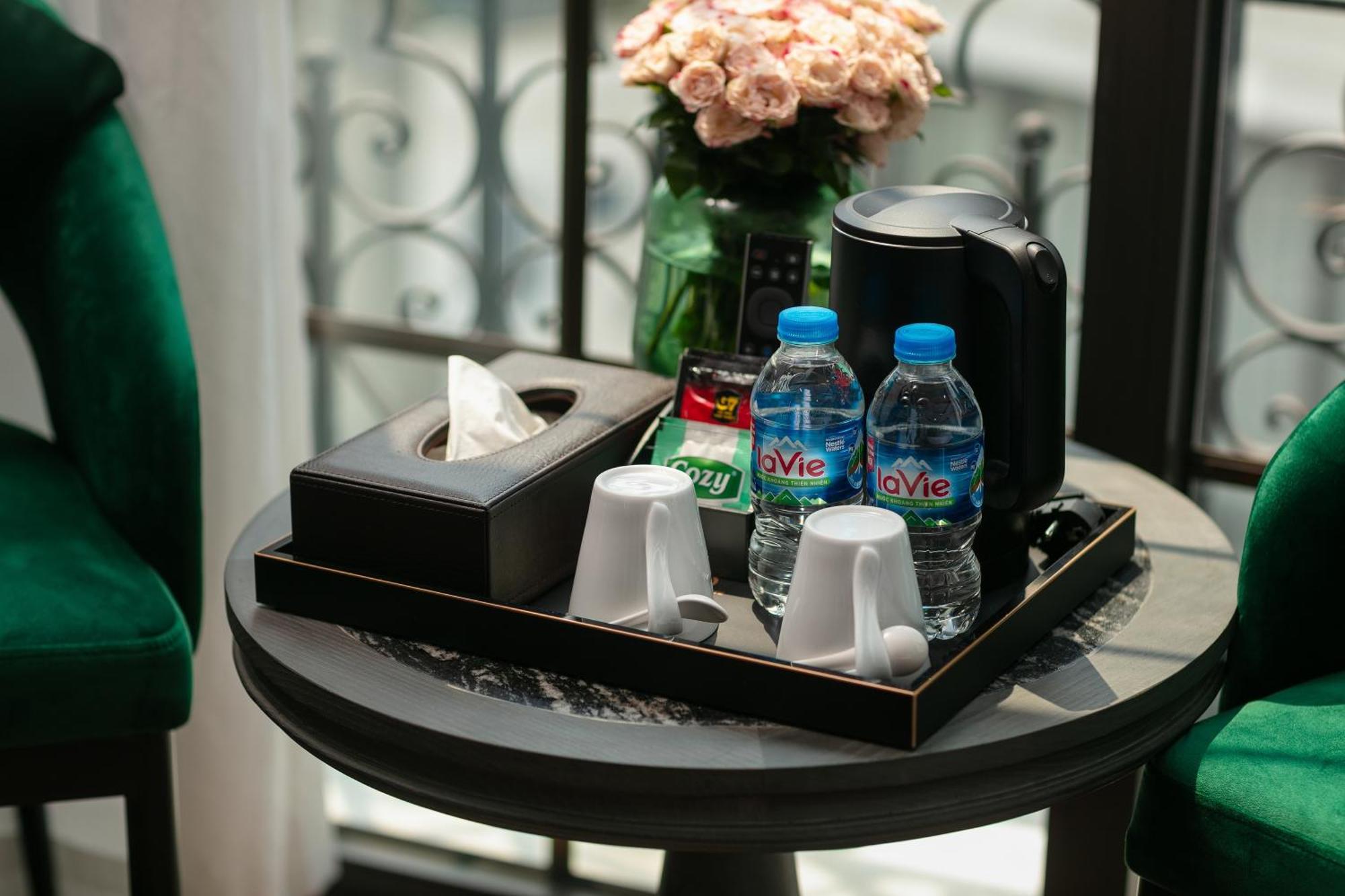 Hotel Plaza &