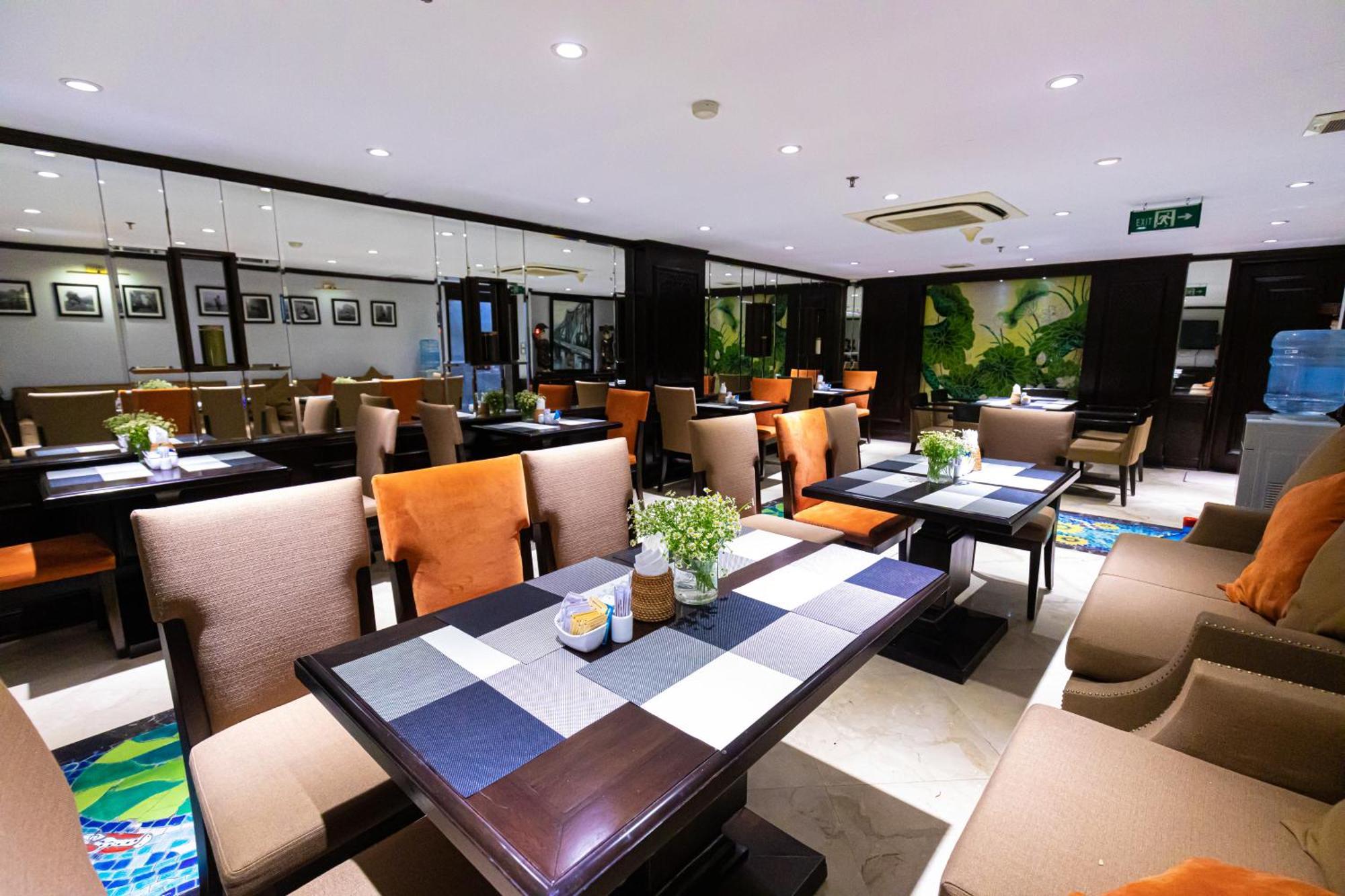 Golden Lotus Luxury Hotel Hanoi