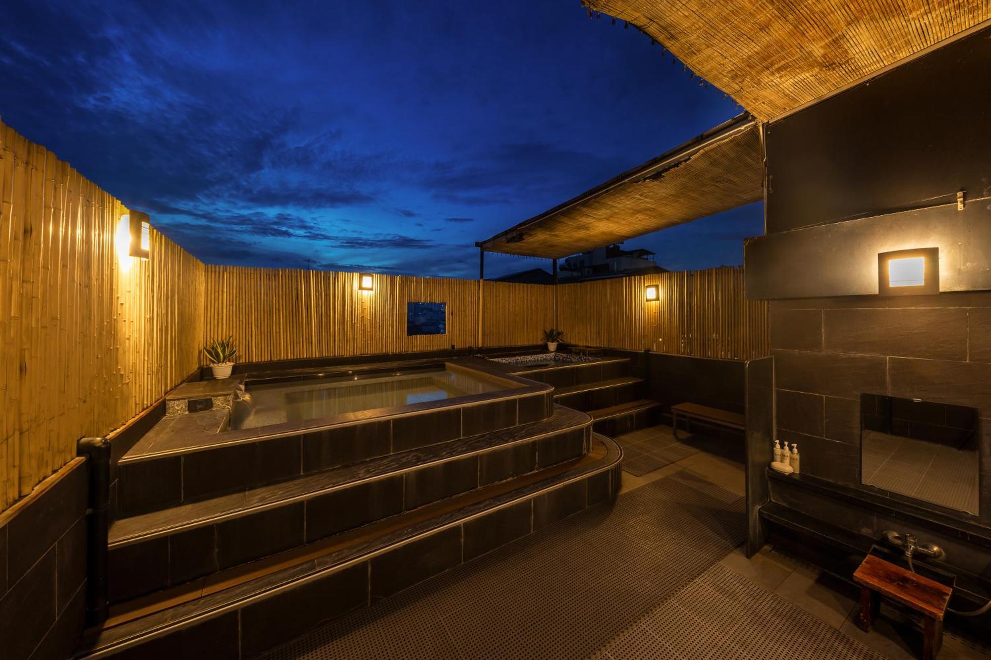 Azumaya Ba Trung 1 Hotel