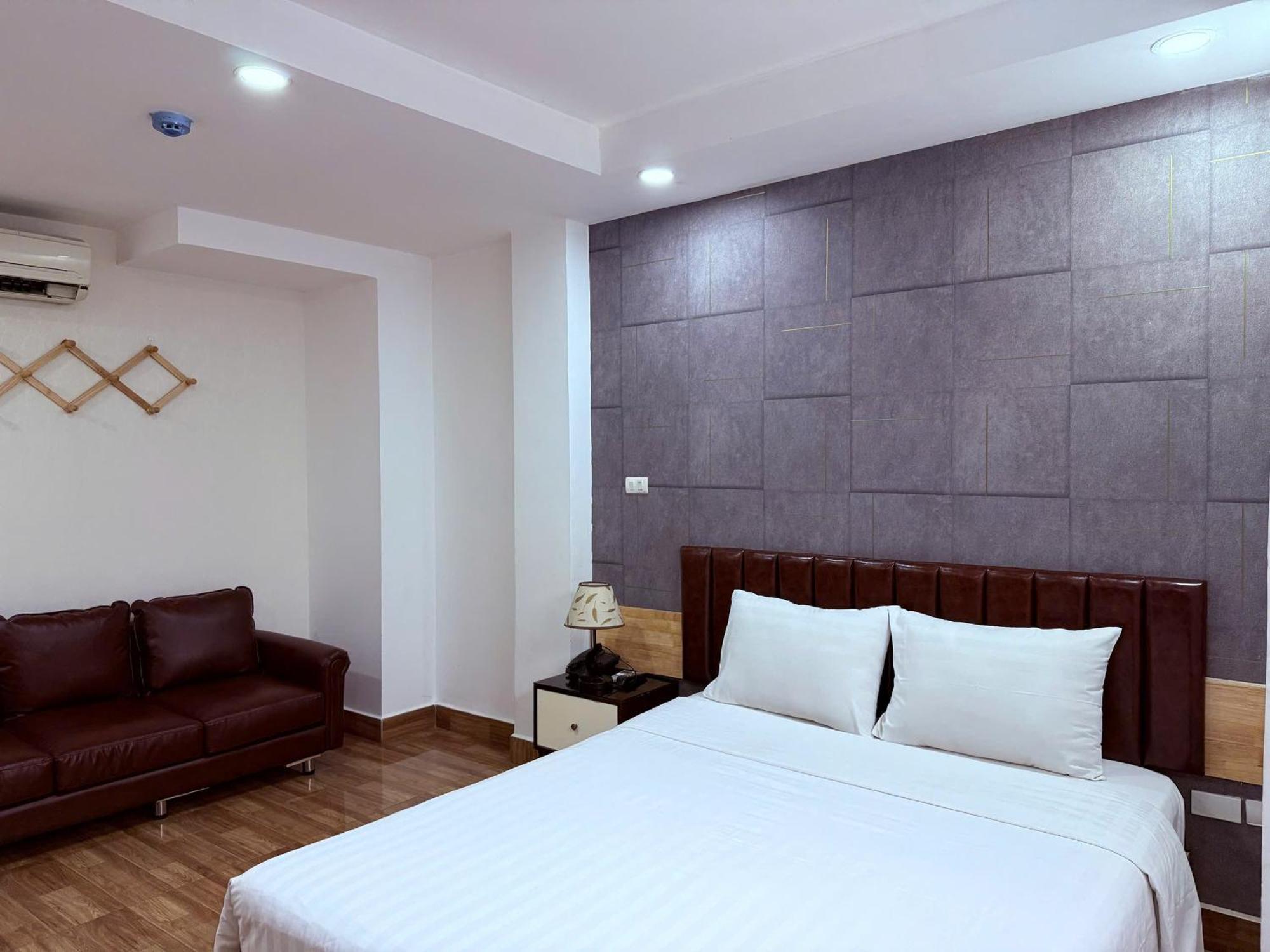 & Hotel 3*