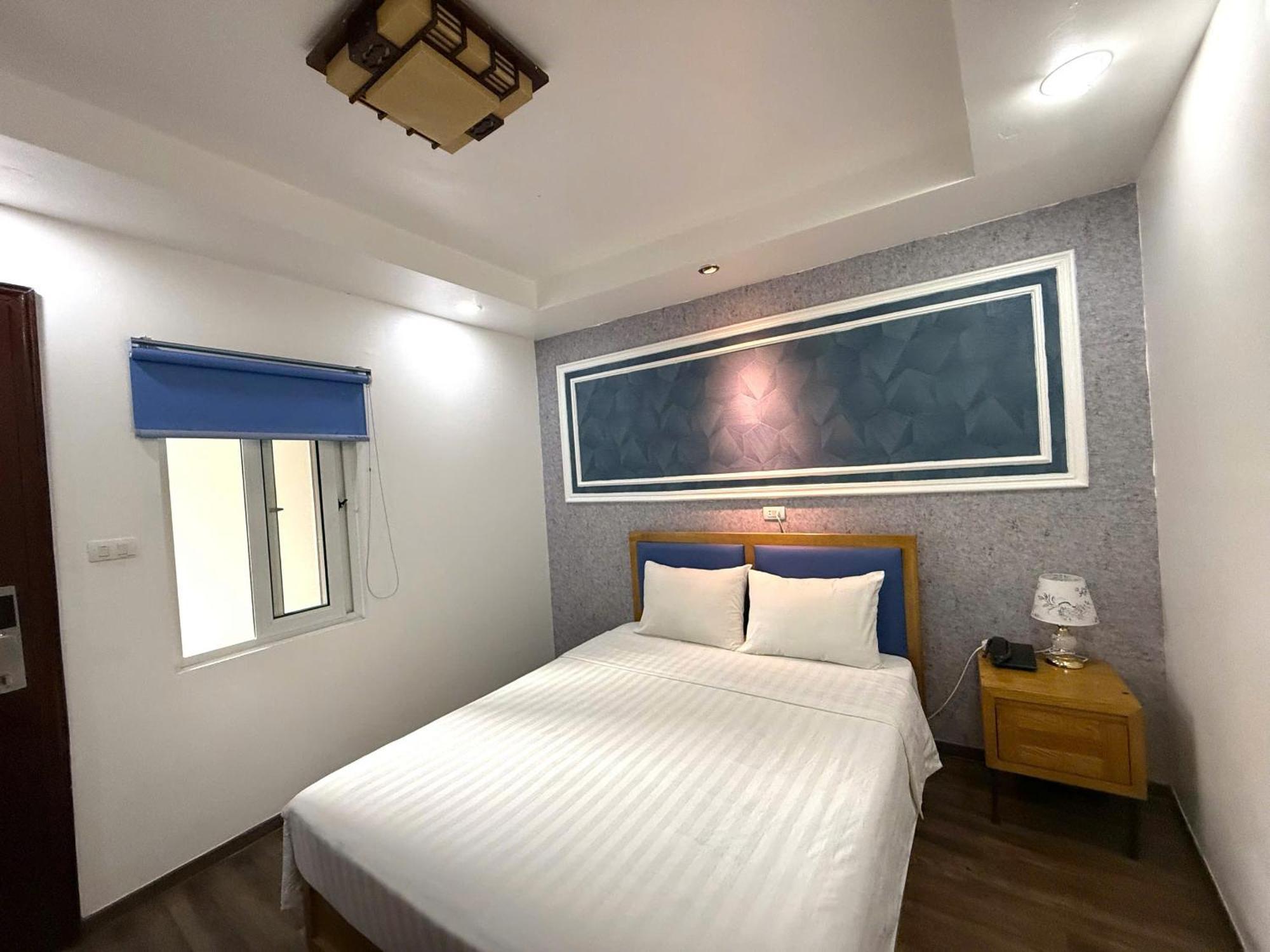 Hotel & 3*