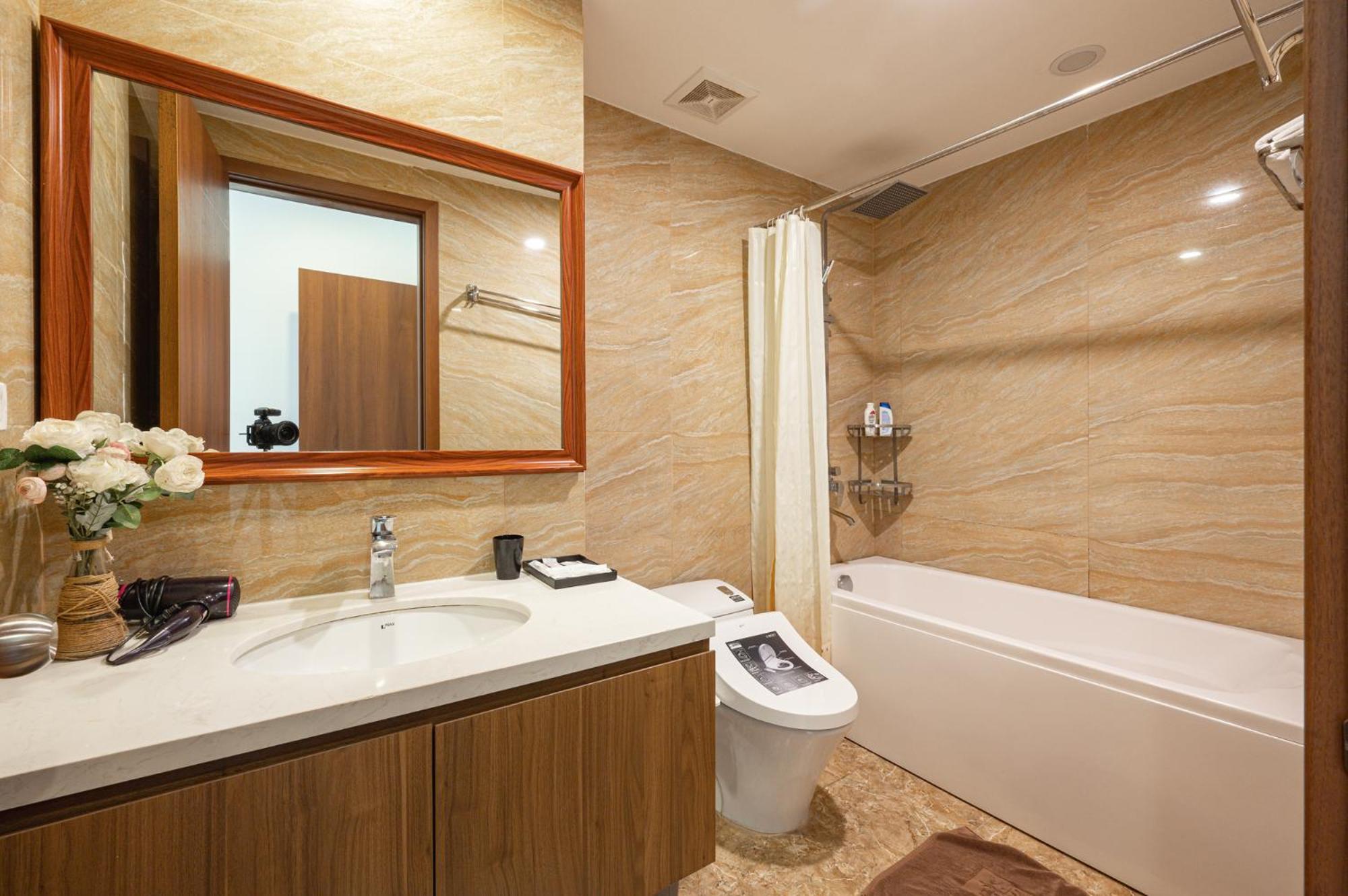 Luxe Paradise Tay Ho Khách sạn Hà Nội