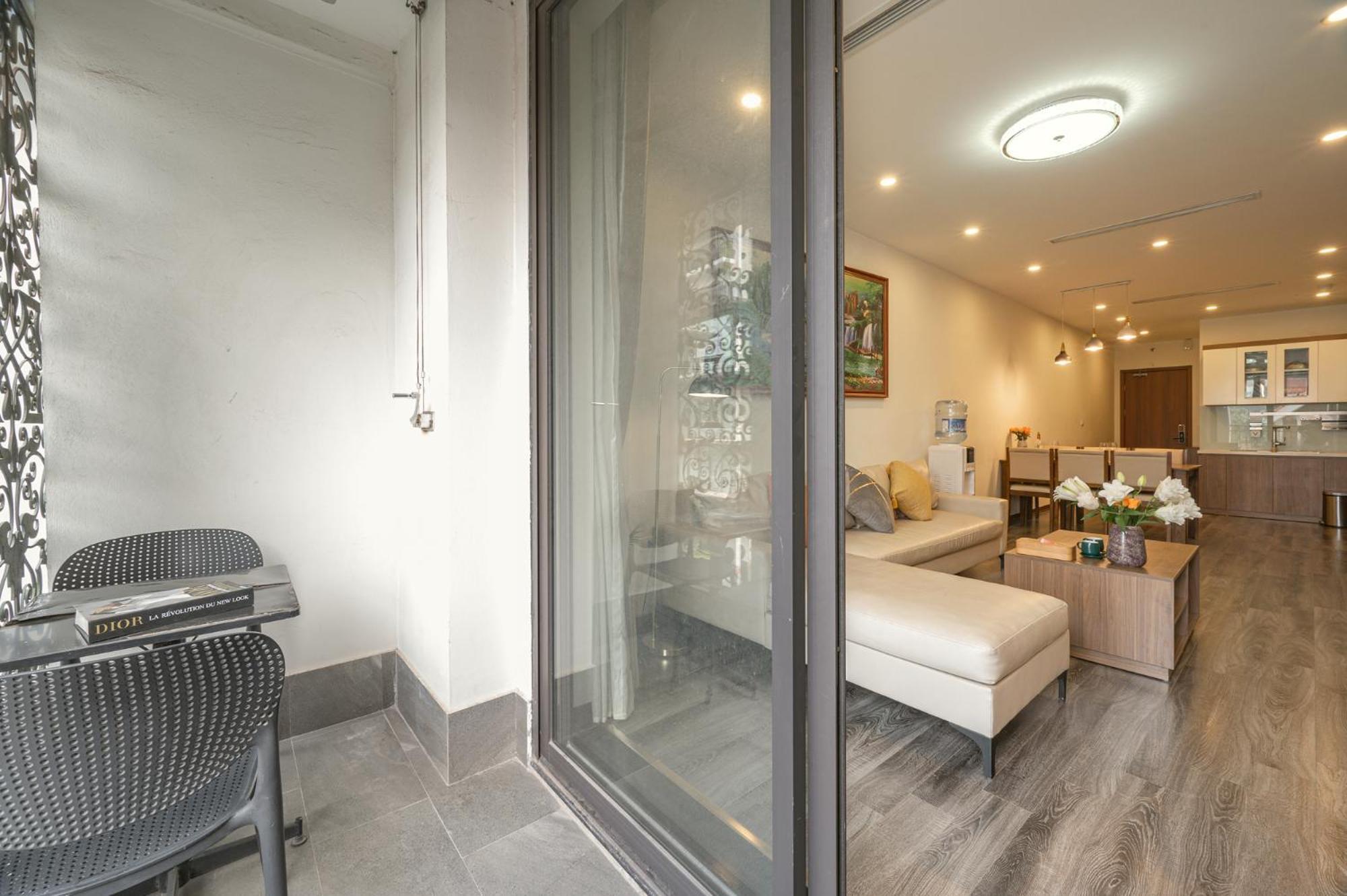 Luxe Paradise Tay Ho Khách sạn