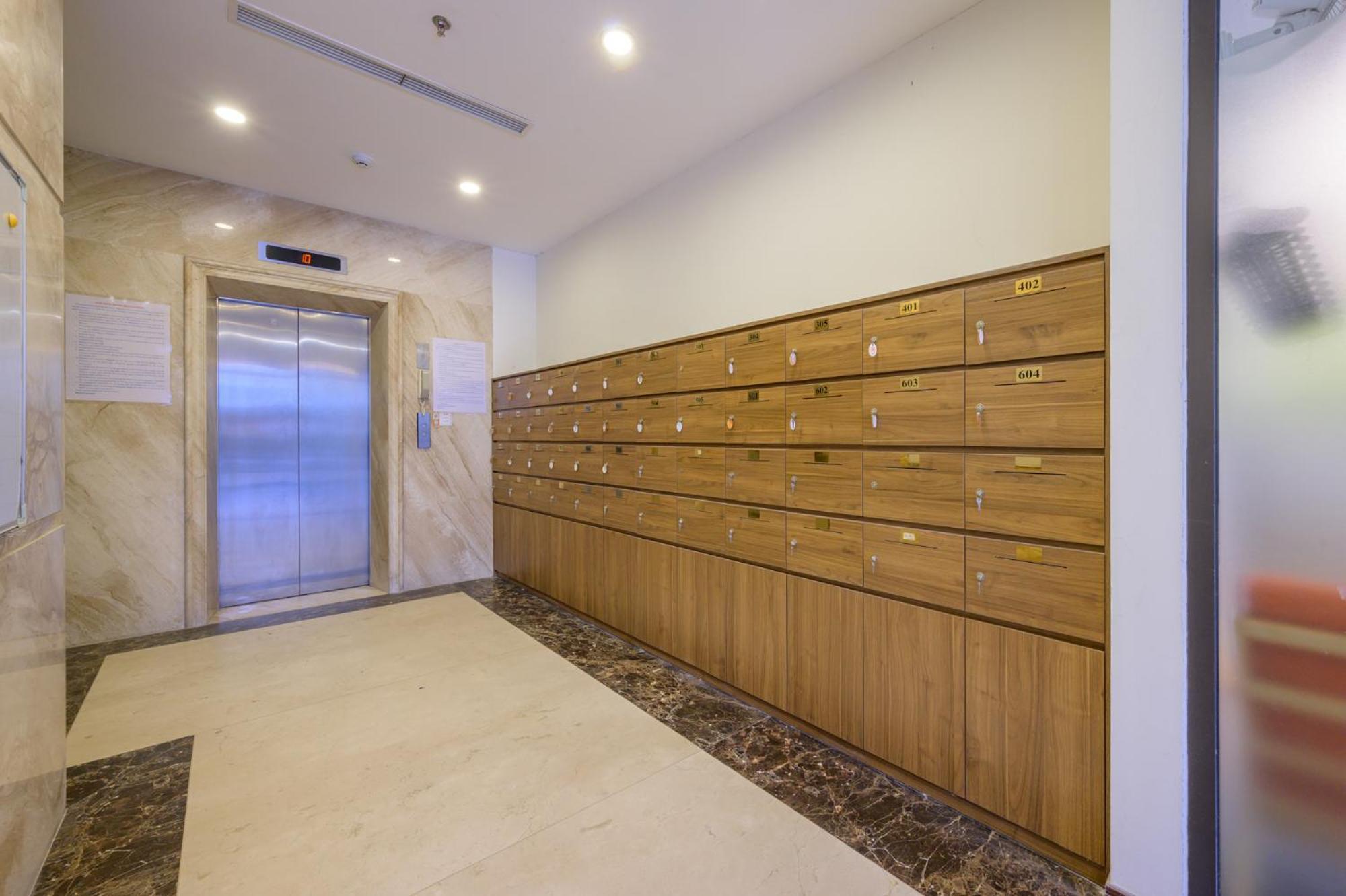 Luxe Paradise Tay Ho Khách sạn 4*