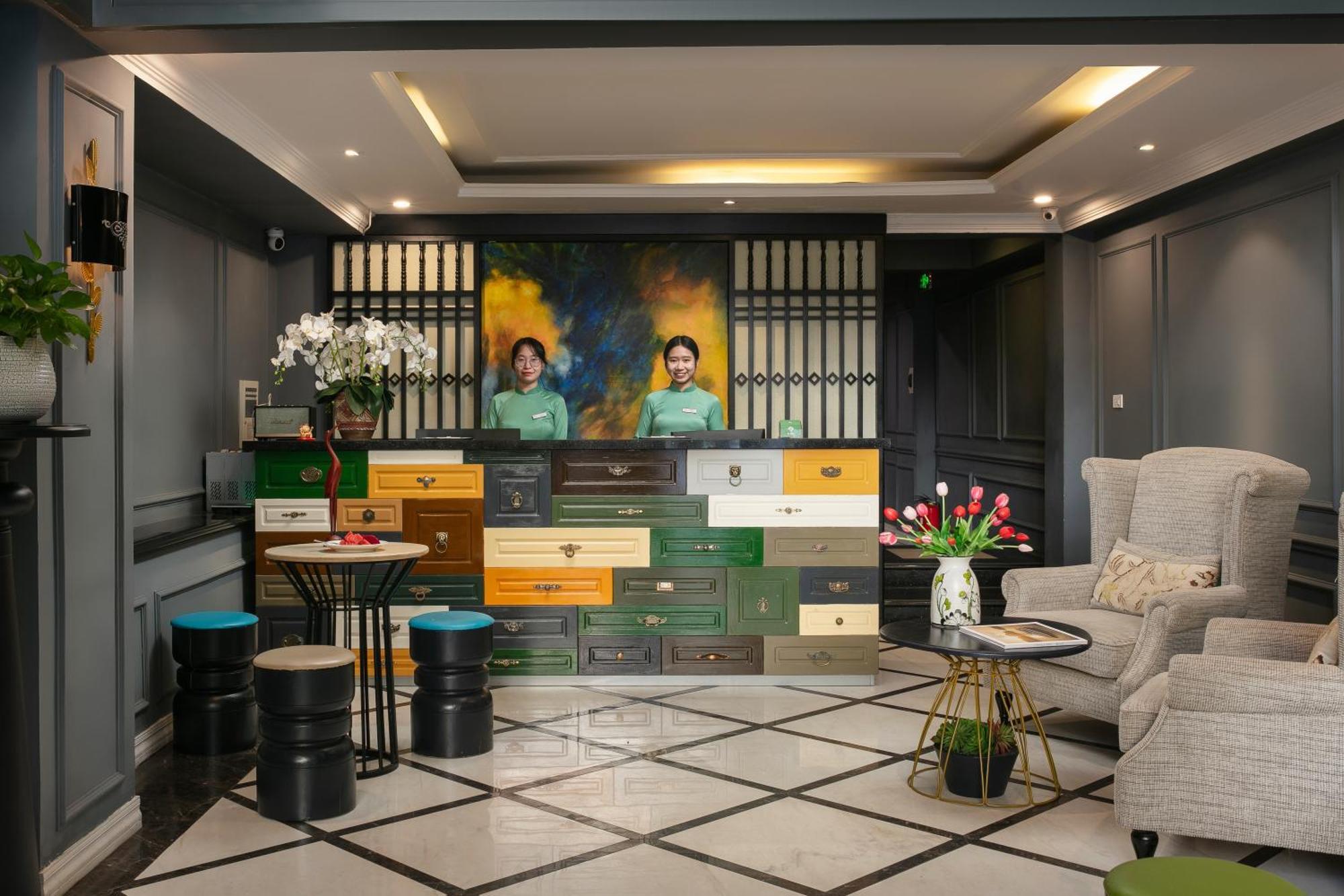 Hotel La Selva Premium Hanoi