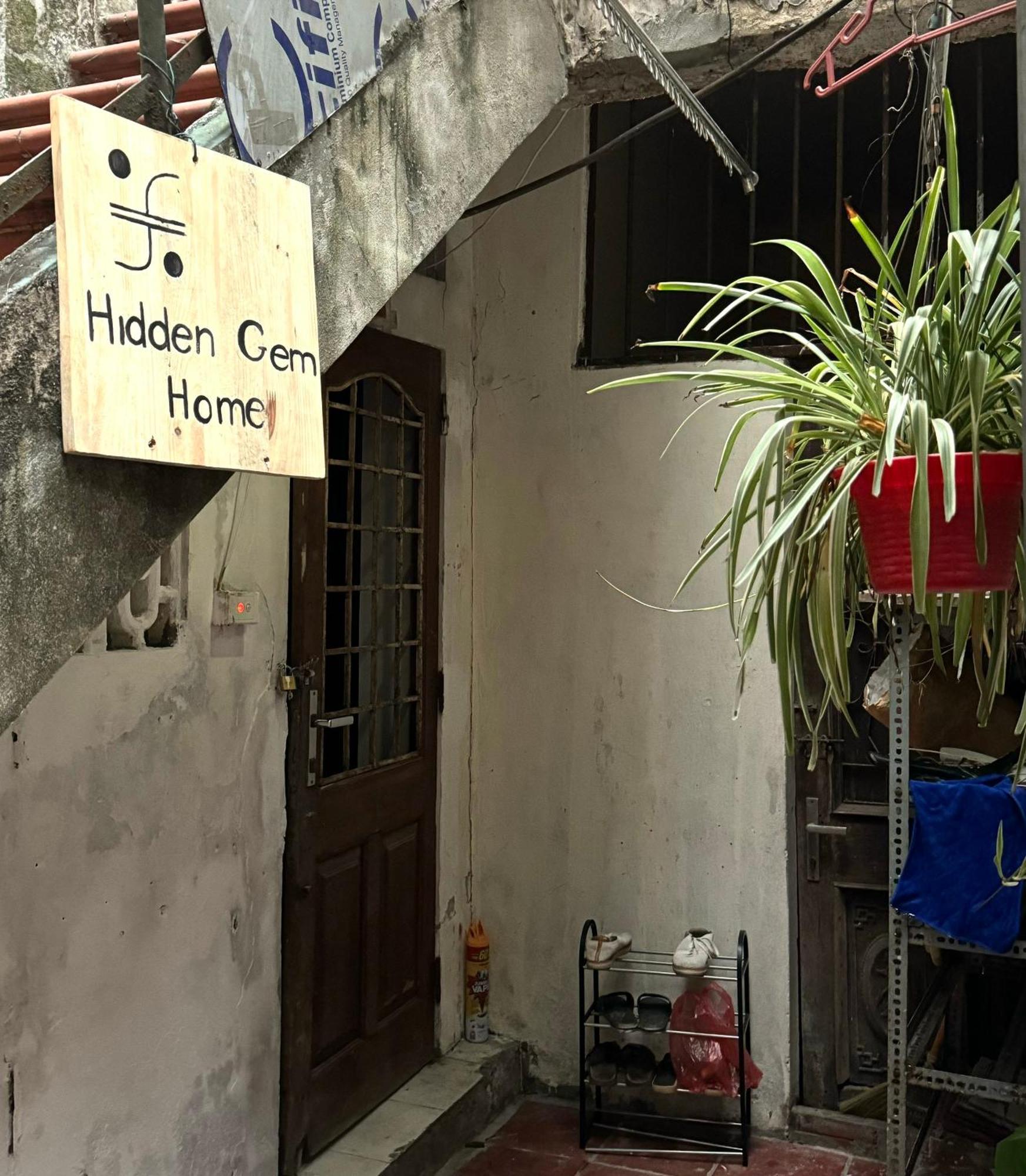 Hidden Gem 2 * Hanoi