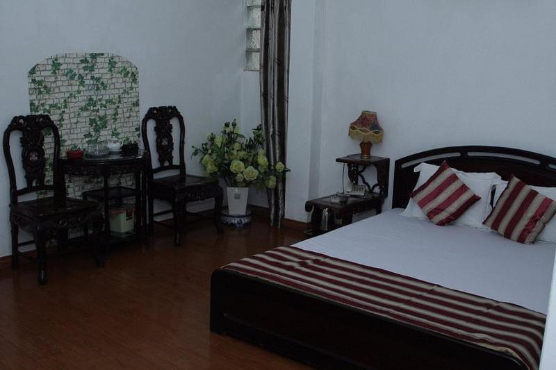 Hoang Cuong 15 Nguyen Thai Hoc Hotel