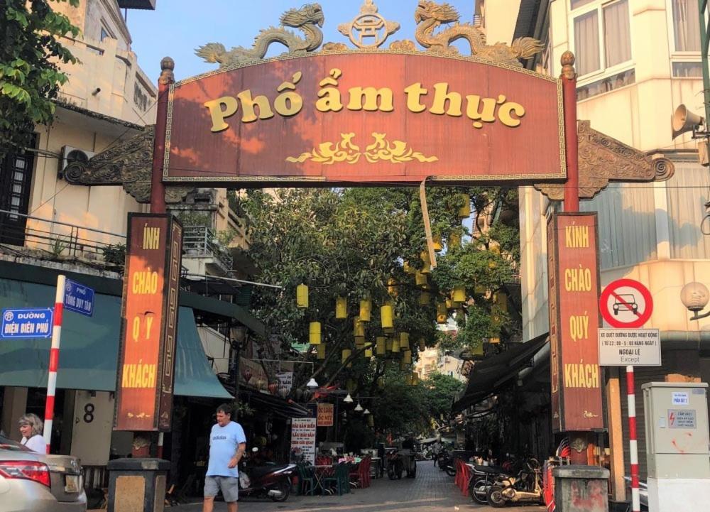 Hoang Cuong 15 Nguyen Thai Hoc *