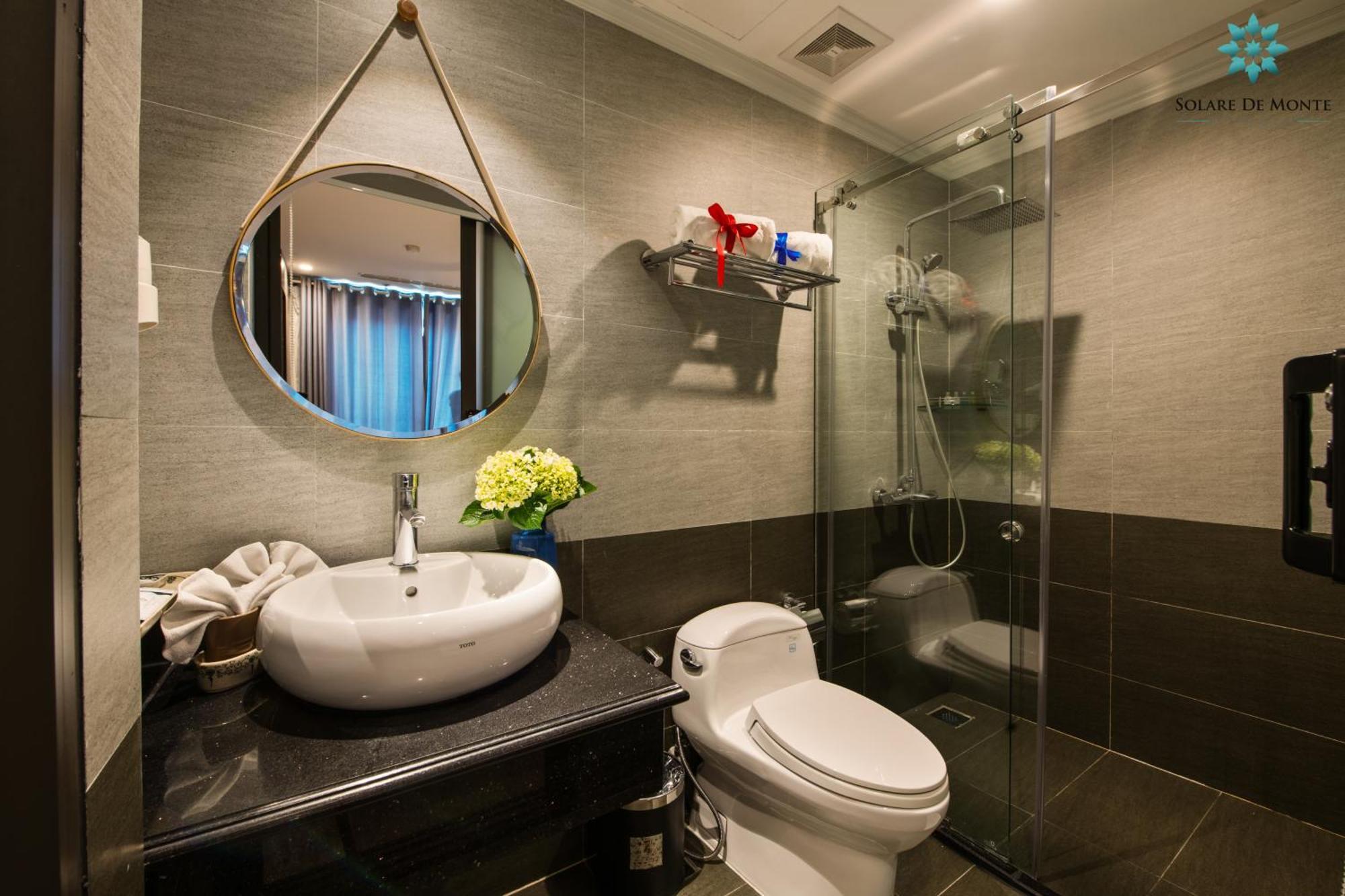 Khách Sạn&spa De Legend 4*