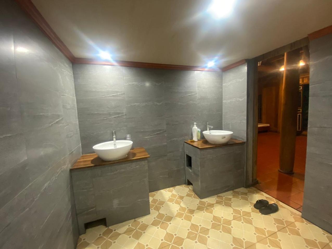 La Vie En Rose Ba Vi Homestay Hanoi
