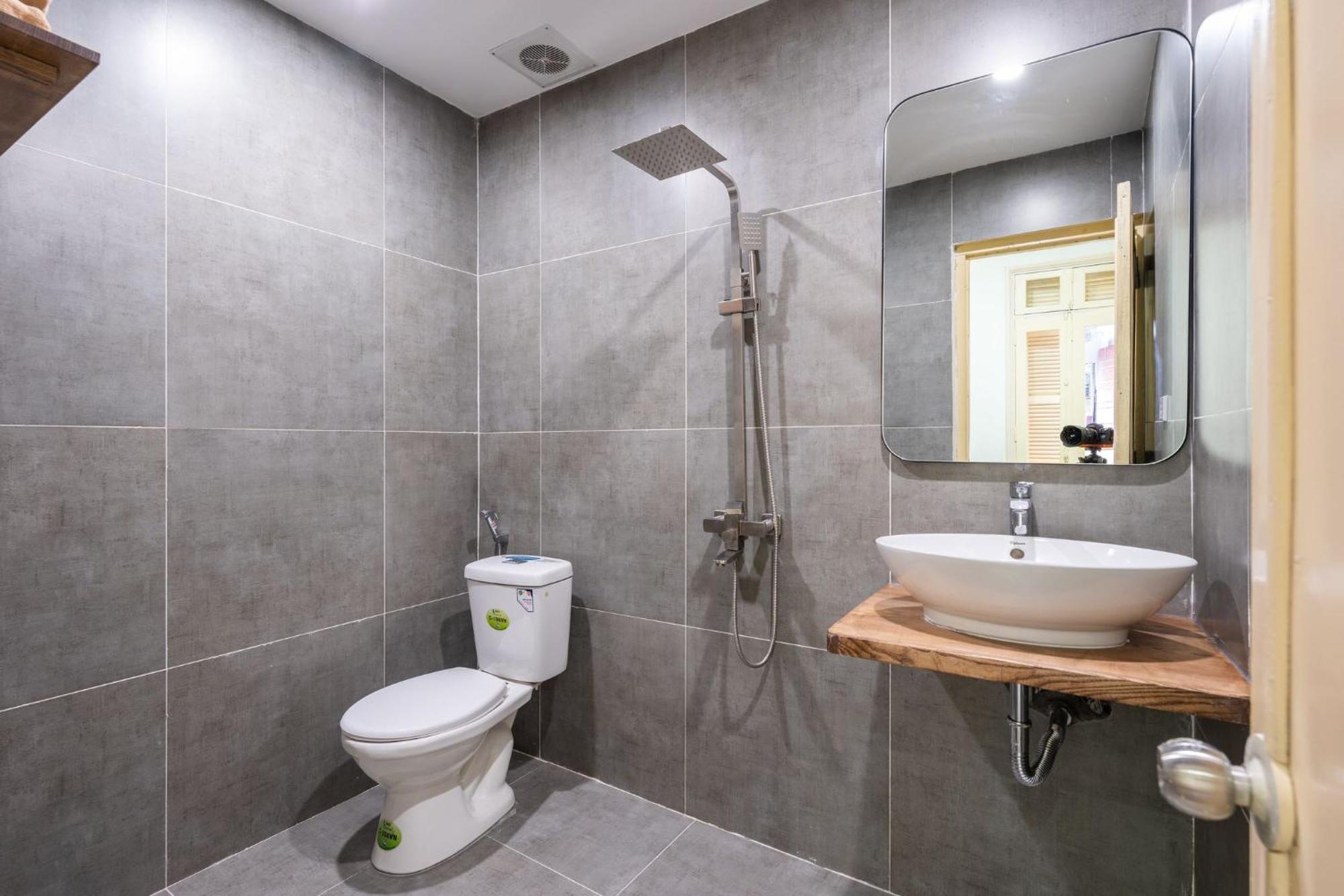 Amare Garden View Apartment