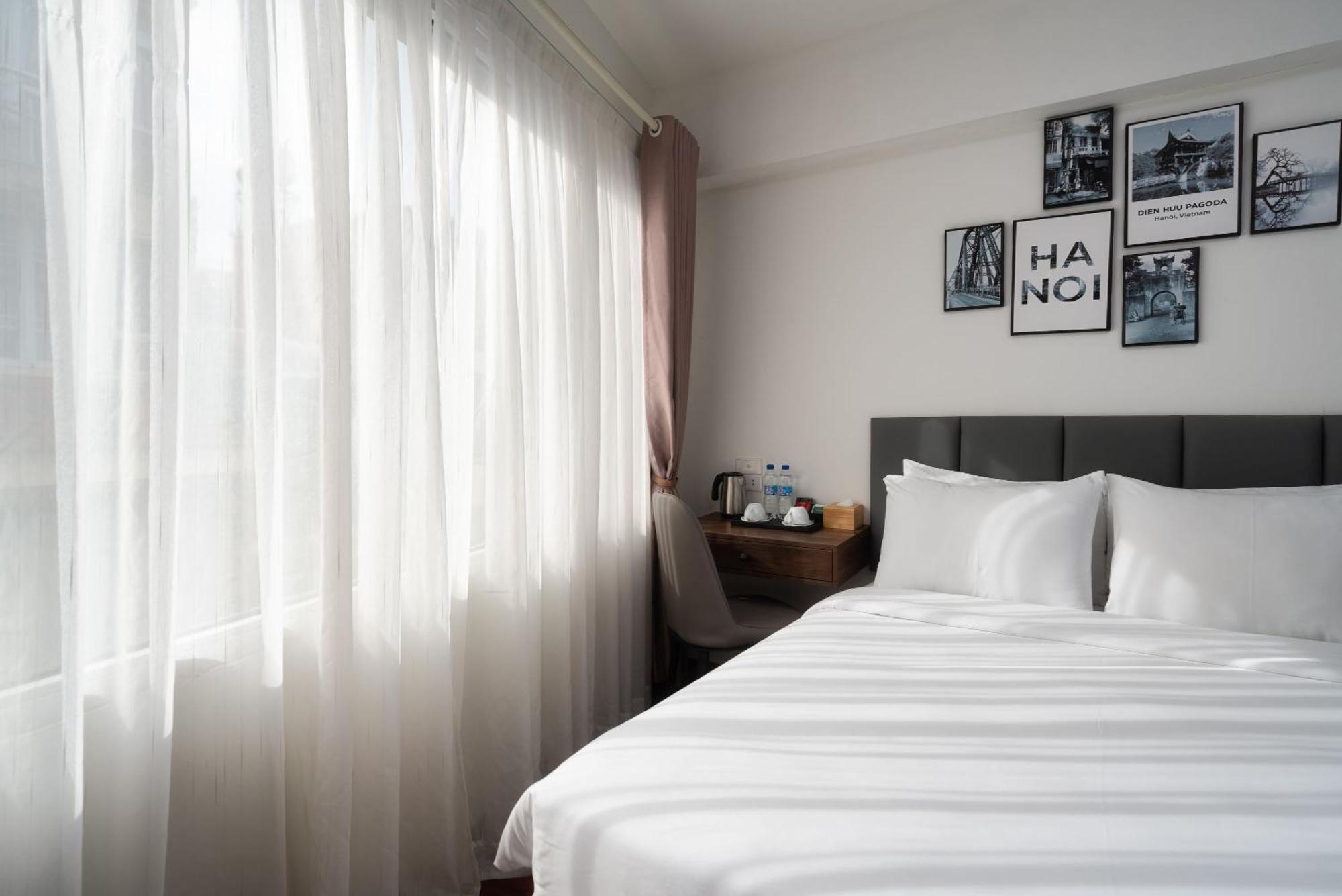 Guest house Charlie House *