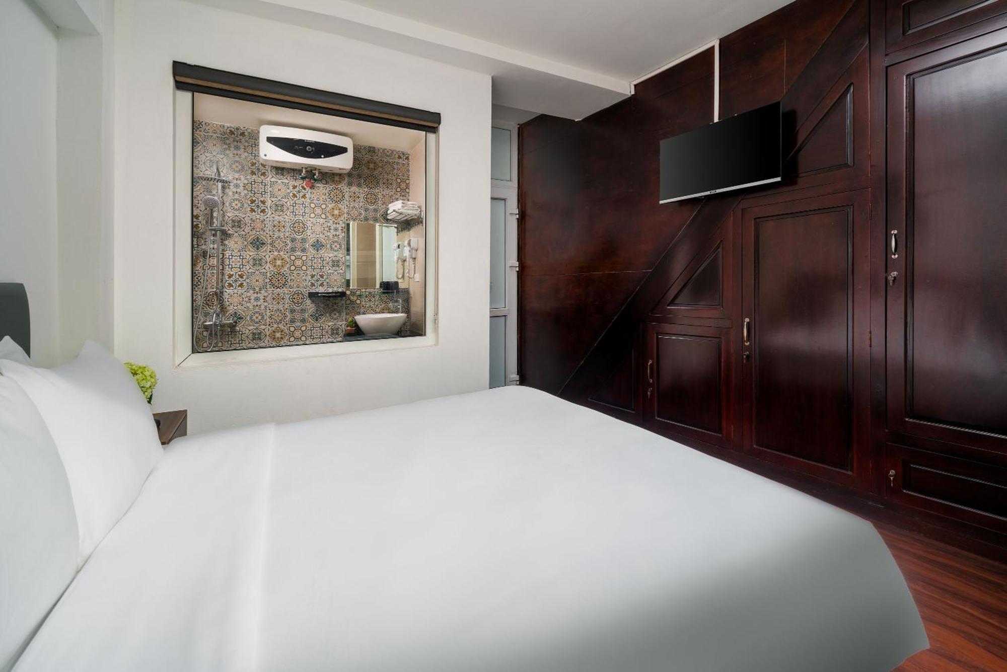 Charlie House Guest house *