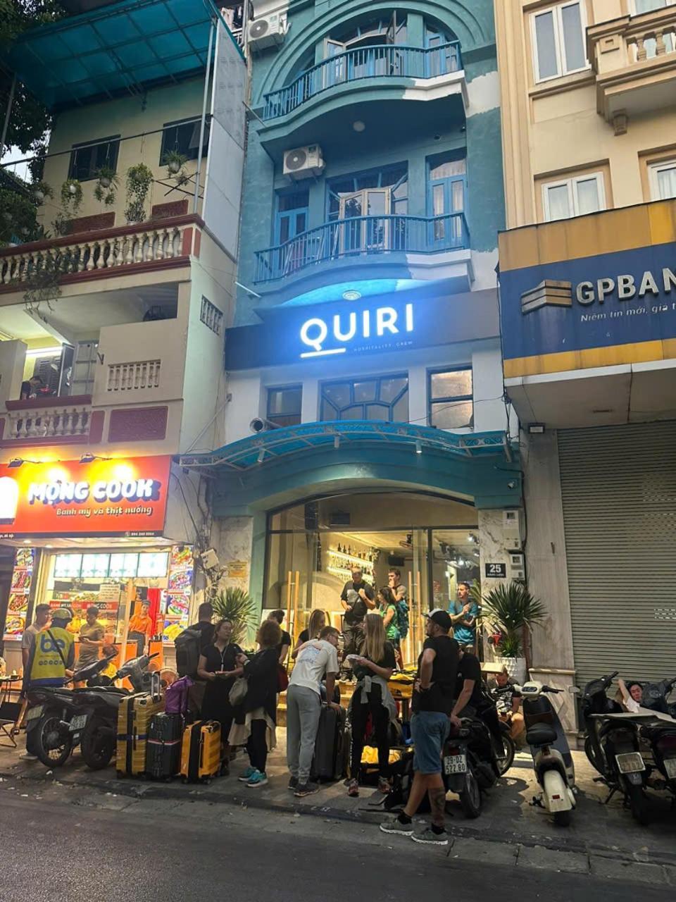 Quiri Hostel *